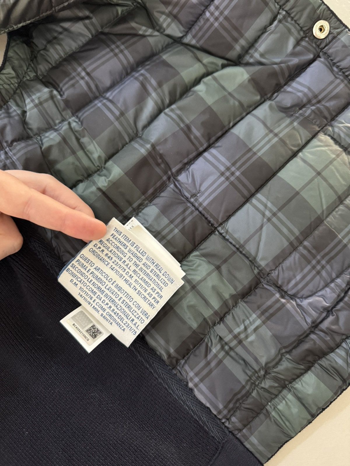 Moncler Moncler gilet for mens Size US S / EU 44-46 / 1 - 5 Thumbnail