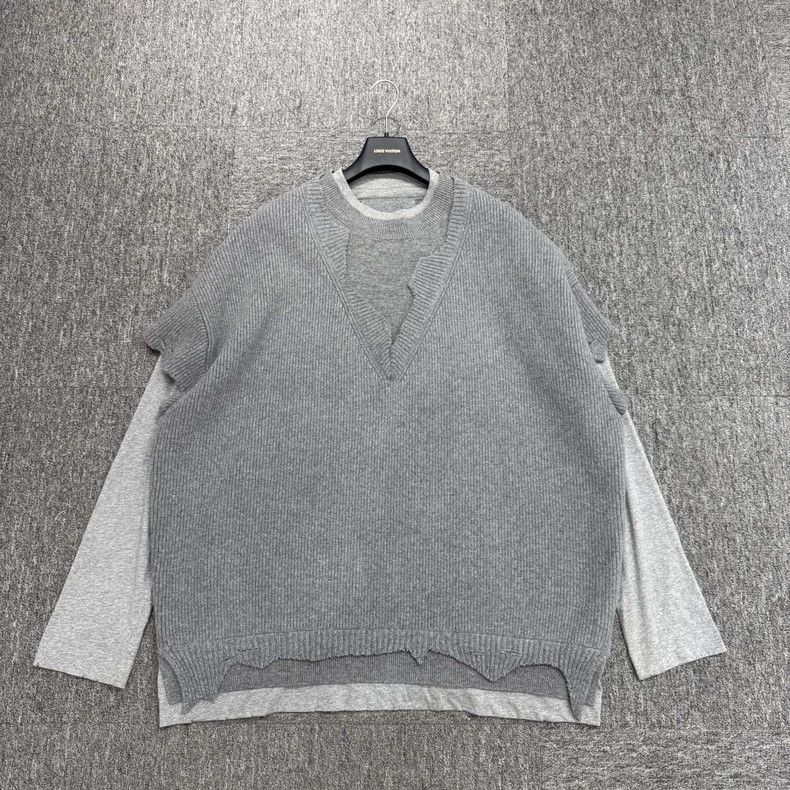 Givenchy Givenchy Fake two-piece hoodie Size US XL / EU 56 / 4 - 1 Thumbnail