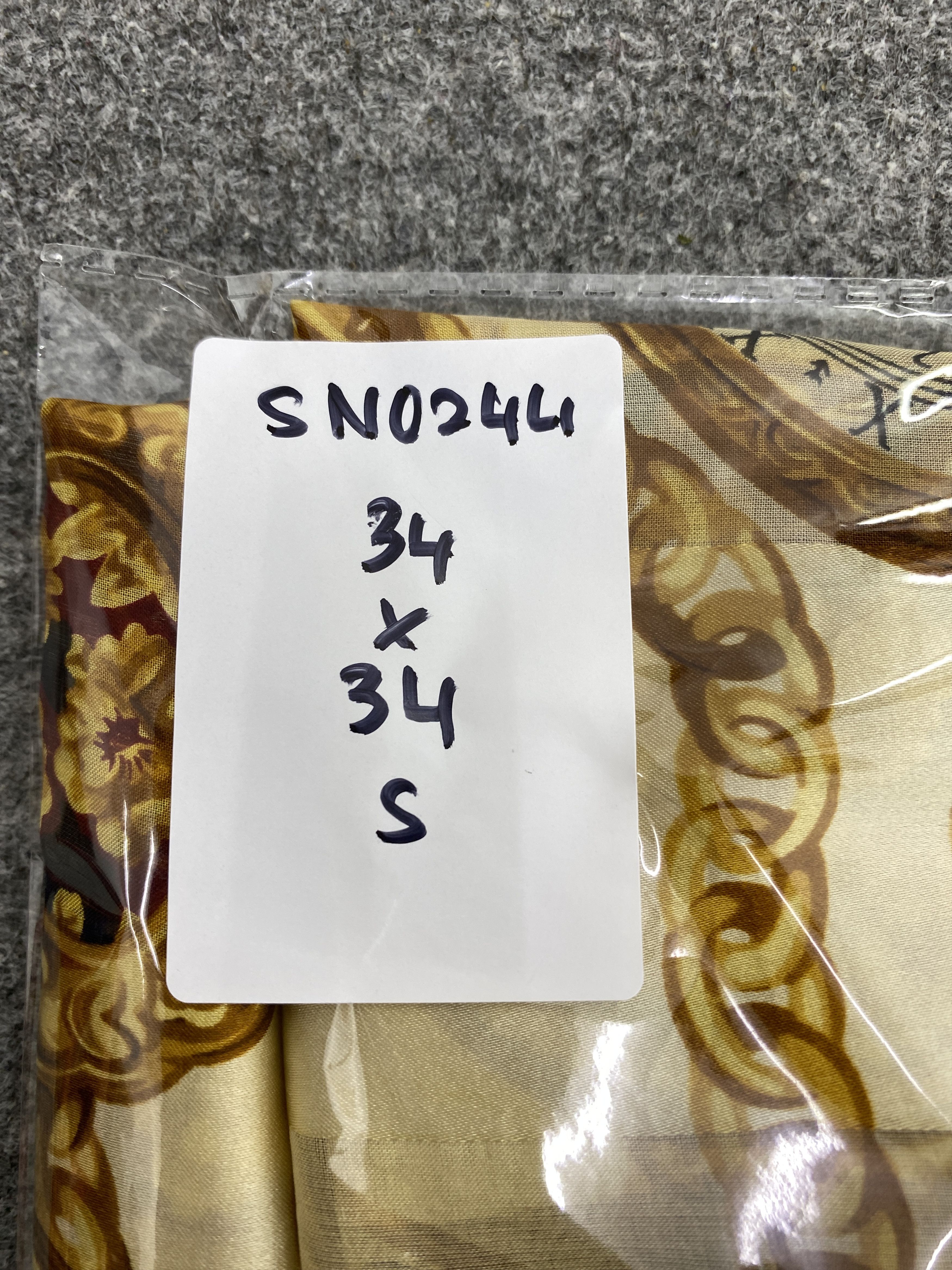 Nina Ricci Nina Ricci Silk Scarf / Silk Shawl SN0244 Size ONE SIZE - 7 Thumbnail