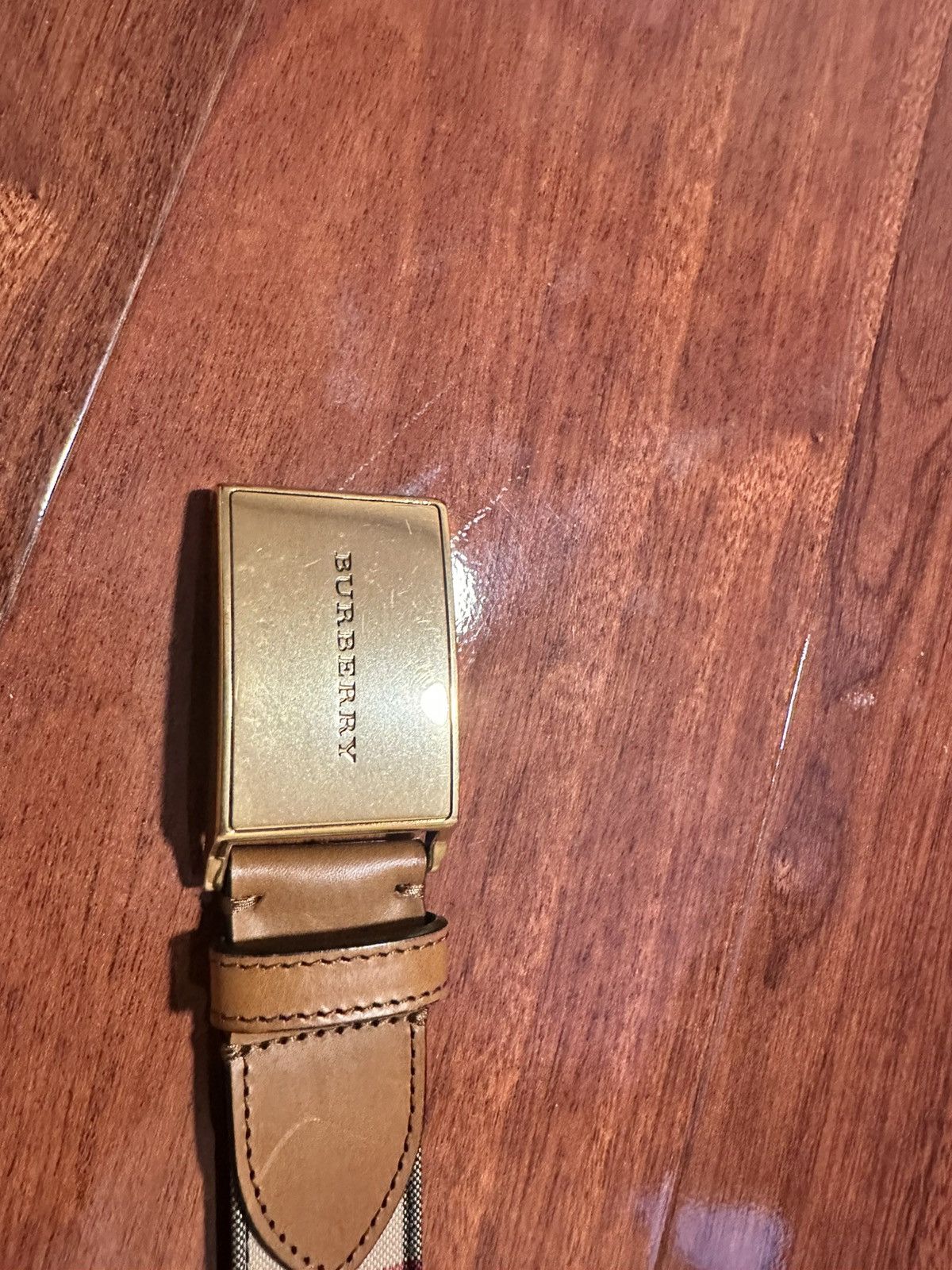Burberry Burrberry gold buckle belt Size 34 - 1 Thumbnail