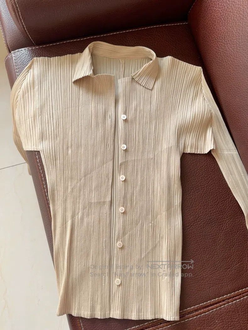 Issey Miyake Issey Miyake Gold Lapel Jacket Size M / US 6-8 / IT 42-44 - 1 Thumbnail
