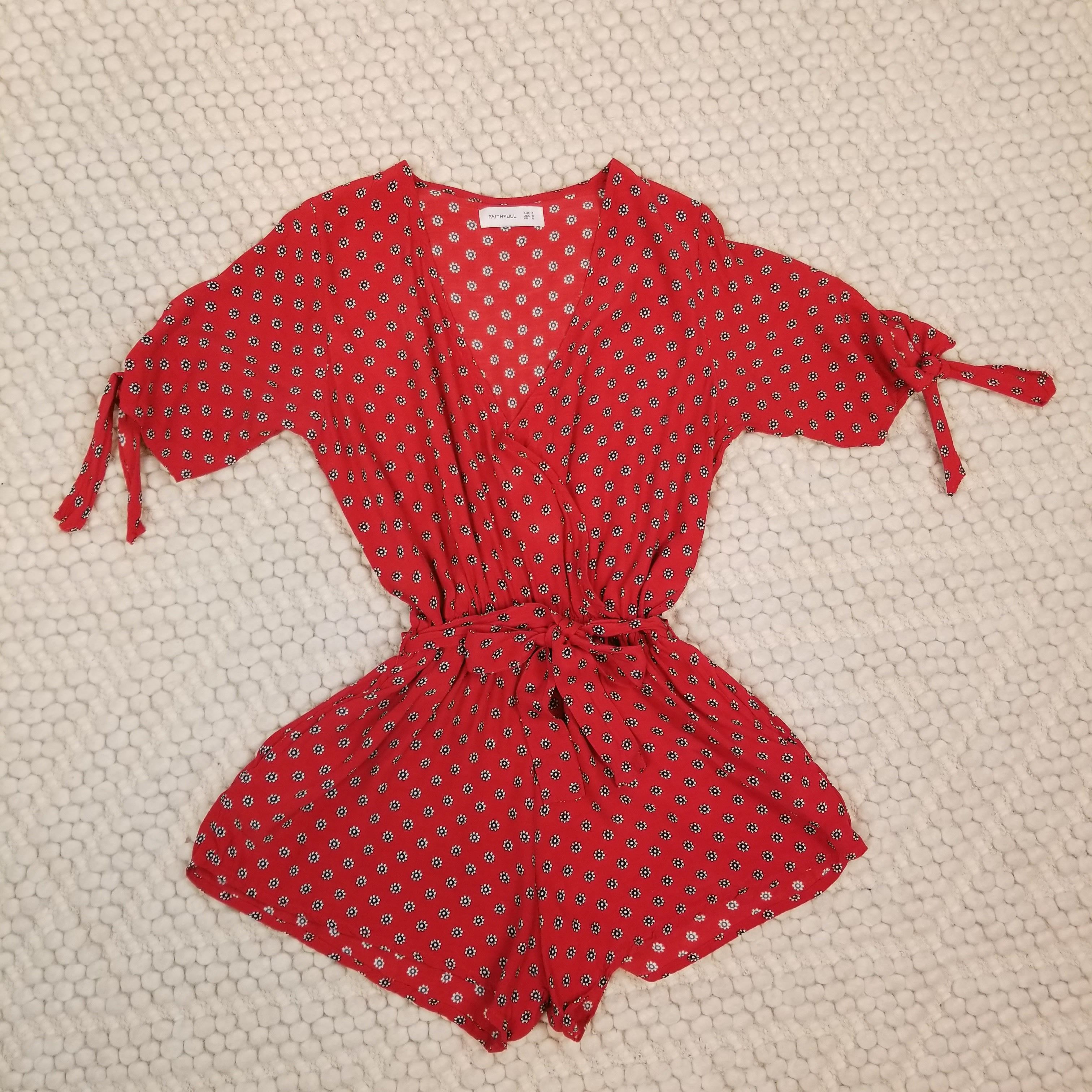 FAITHFULL Floral Playsuit Romper Size 27" / US 4 / IT 40 - 7 Thumbnail
