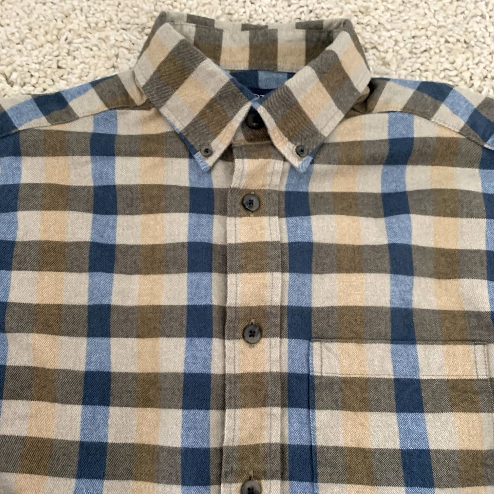 Roundtree & Yorke VINTAGE Roundtree & Yorke Shirt Mens Sz Small Portuguese Flannel Gold Plaid 100% Cotton Size US S / EU 44-46 / 1 - 6 Thumbnail