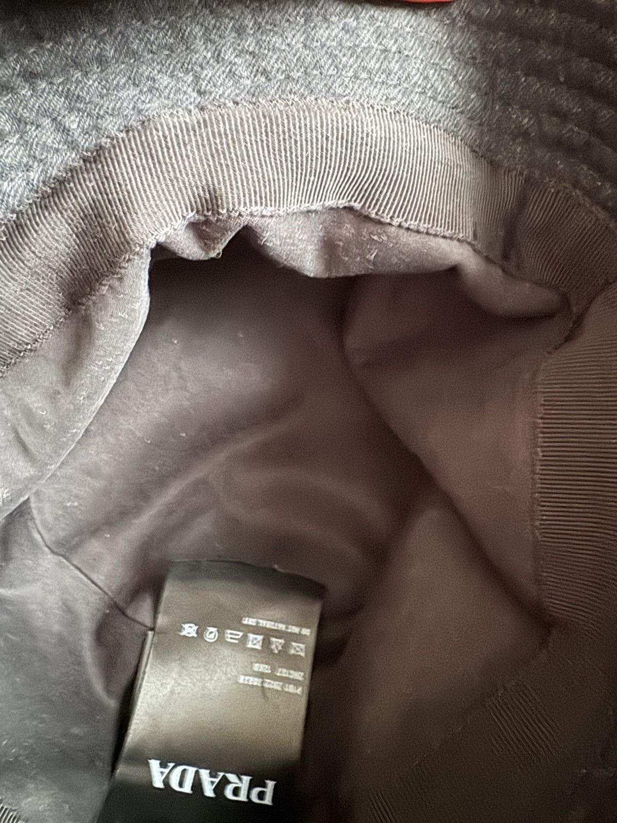 Prada Prada bucket hat see all photos and description carefully Size ONE SIZE - 21 Thumbnail