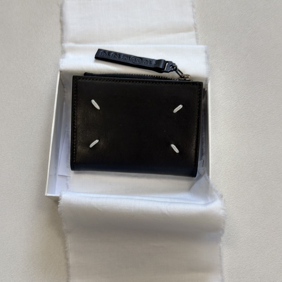 Maison Margiela A/W 20 Black Leather Zip Wallet Size ONE SIZE - 2 Thumbnail