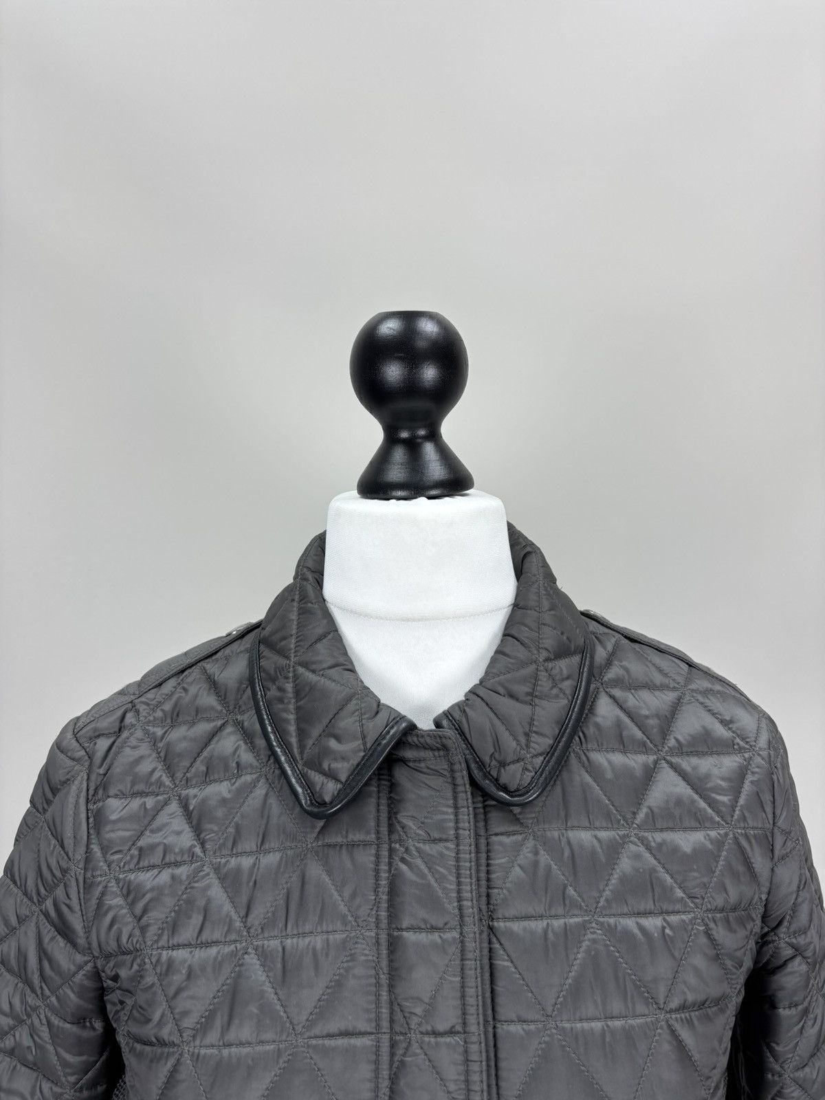 Burberry Womens quilted jacket Burberry Brit Size M Color Gray Size M / US 6-8 / IT 42-44 - 5 Thumbnail
