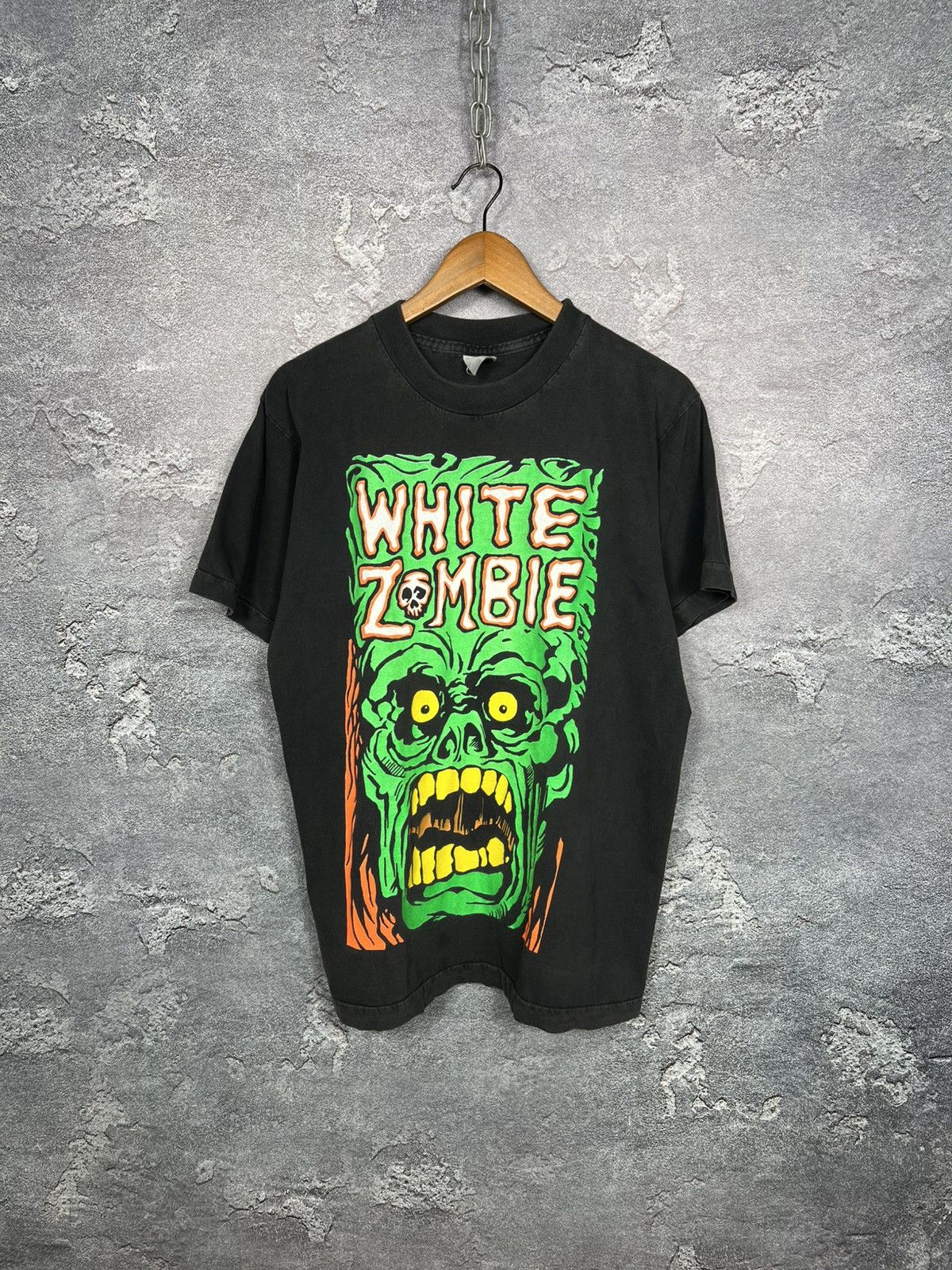 Band Tees Rare Vintage White Zombie 1992 World Tour Band Tee T-shirt Size US M / EU 48-50 / 2 - 1 Thumbnail