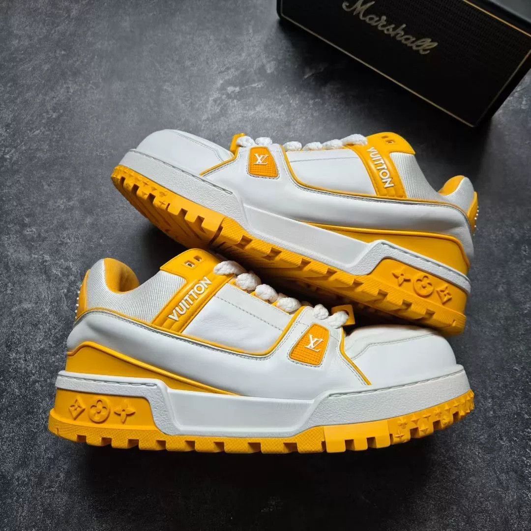 Louis Vuitton Louis Vuitton Training Yellow Lowtop Sneakers 42 Men Size US 9 / EU 42 - 1 Thumbnail