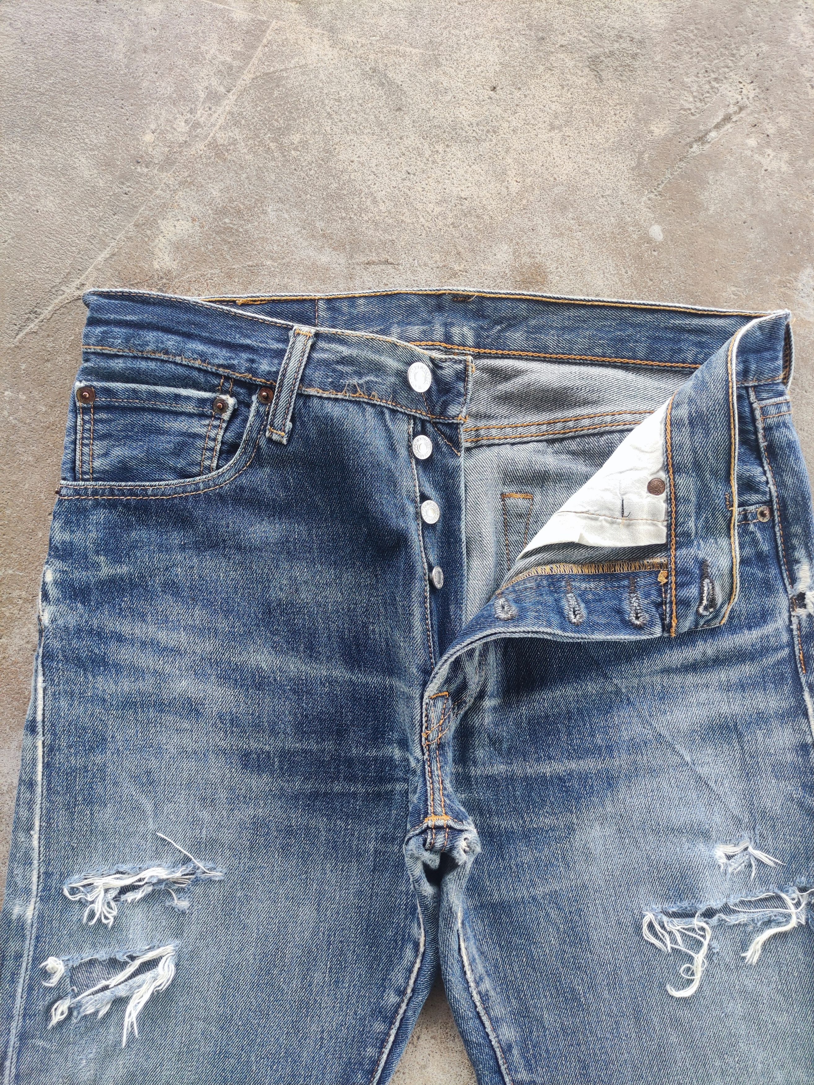 Levi's Vintage Levi's Brand Button Denim Distressed Faded Pants Size US 32 / EU 48 - 3 Thumbnail