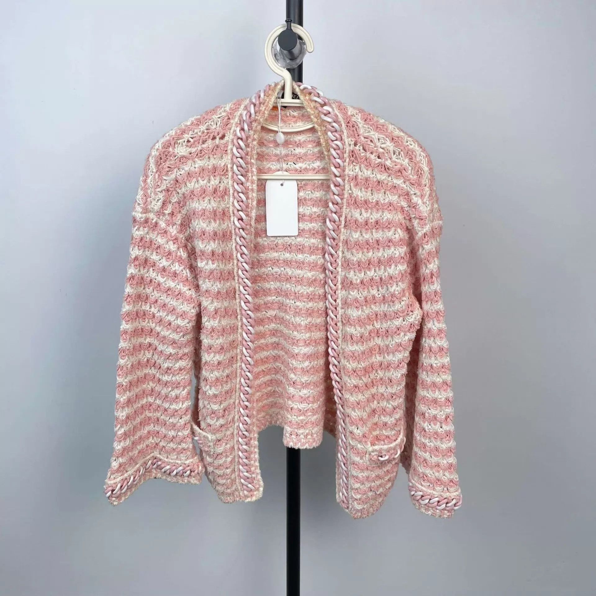 Chanel Chanel Pink Knit Jacket 38 Size S / US 4 / IT 40 - 1 Thumbnail