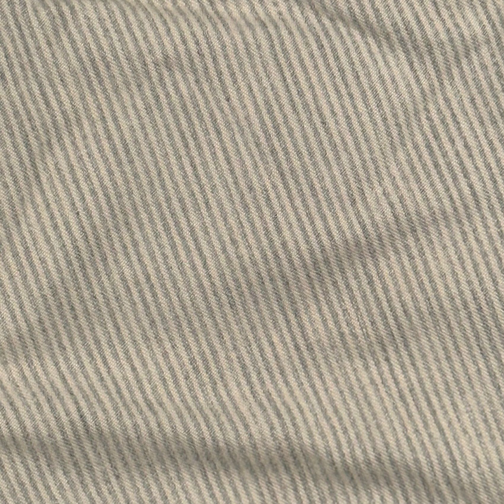 Banana Republic Banana Republic Aiden Short Mens 36 Chino Flat Front Beige Seersucker Stripe 9in Inseam Lightweight Breathable Casual Summer 90s Size US 36 / EU 52 - 6 Thumbnail