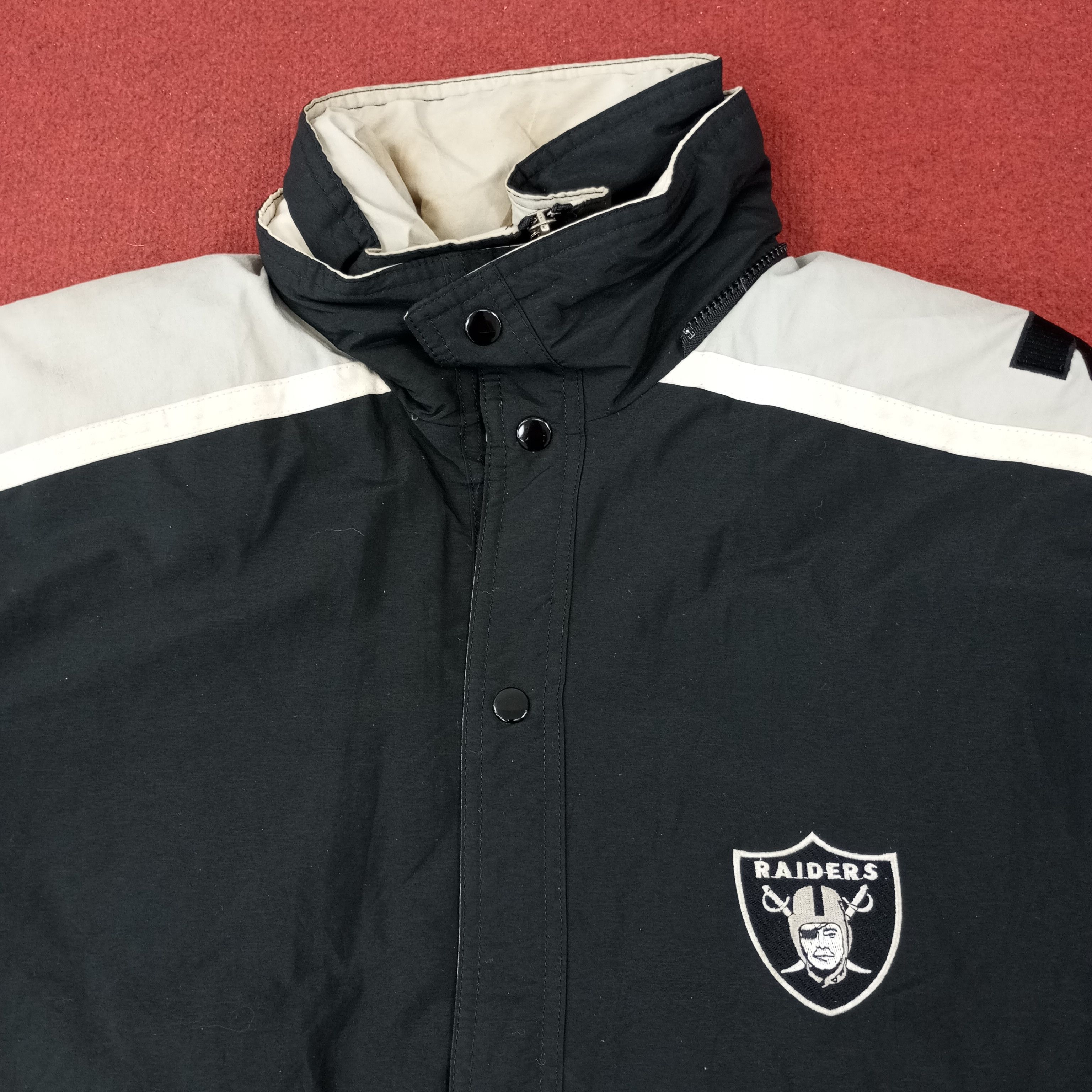 NFL × Starter × Vintage Raiders NFL American Football Team Jacket c230n24 Size US XXL / EU 58 / 5 - 2 Thumbnail