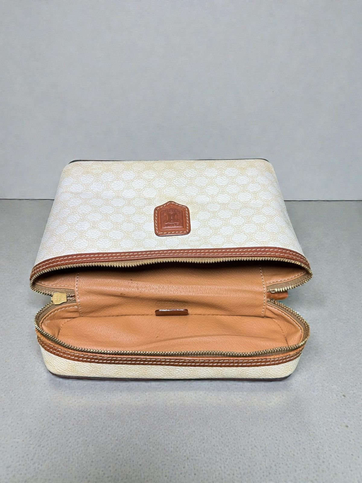 Celine Celine Women Bag Macadam White Vanity Handbag Size ONE SIZE - 5 Thumbnail