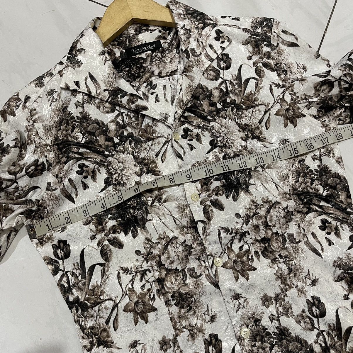 Tornado Mart Tornado mart silk flower button longshirt Size US M / EU 48-50 / 2 - 8 Thumbnail