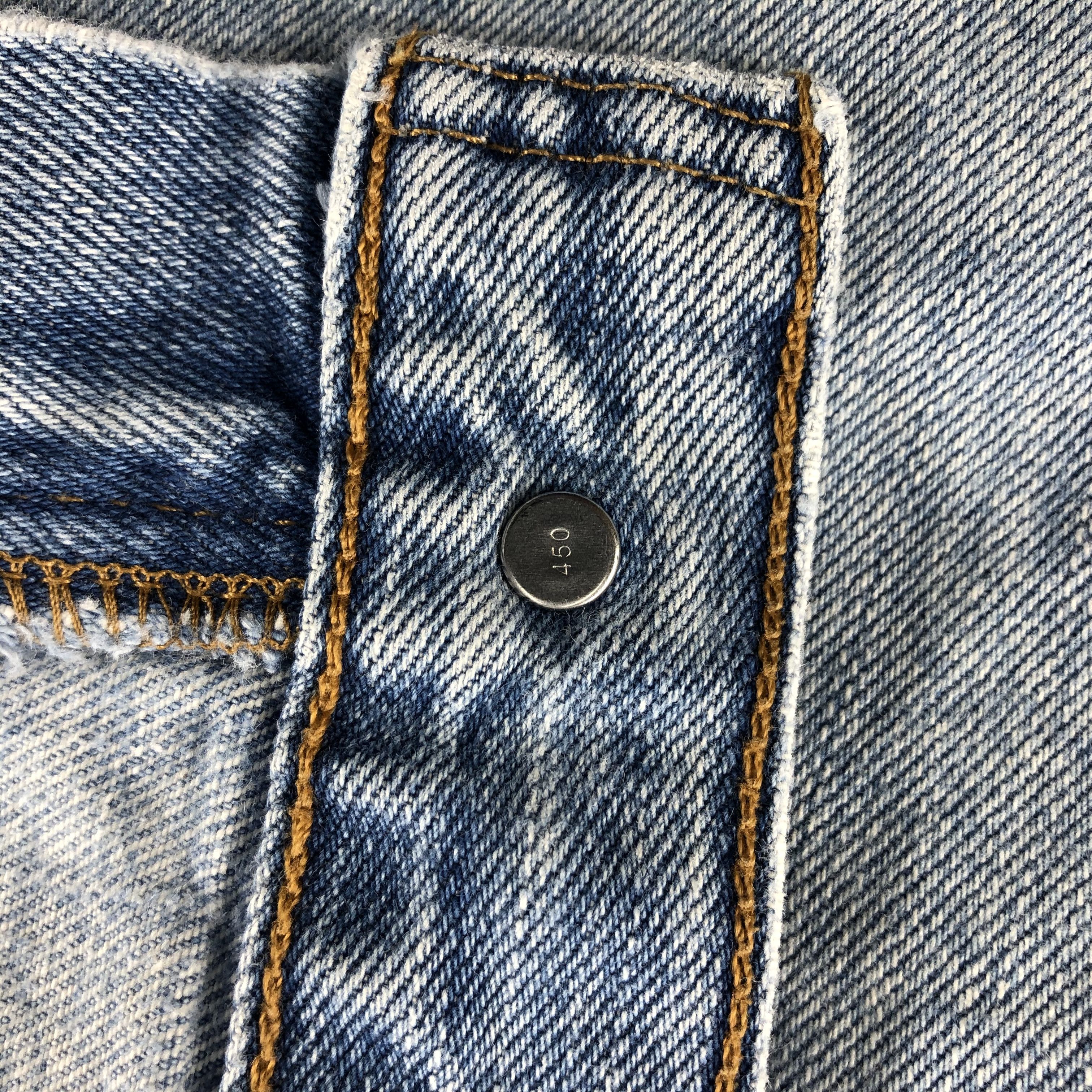 Levi's Vintage 90s Light Wash Levis 505 Jeans-J1231 Size US 43 - 9 Thumbnail