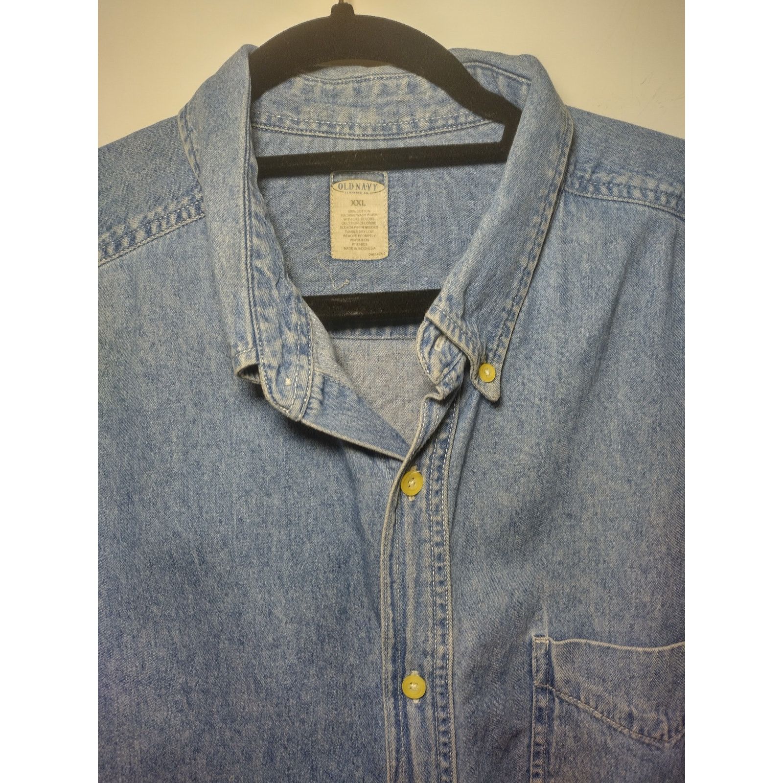 Old Navy Old Navy Mens Shirt Long Sleeves Button Down Pockets Denim Size US XXL / EU 58 / 5 - 4 Thumbnail