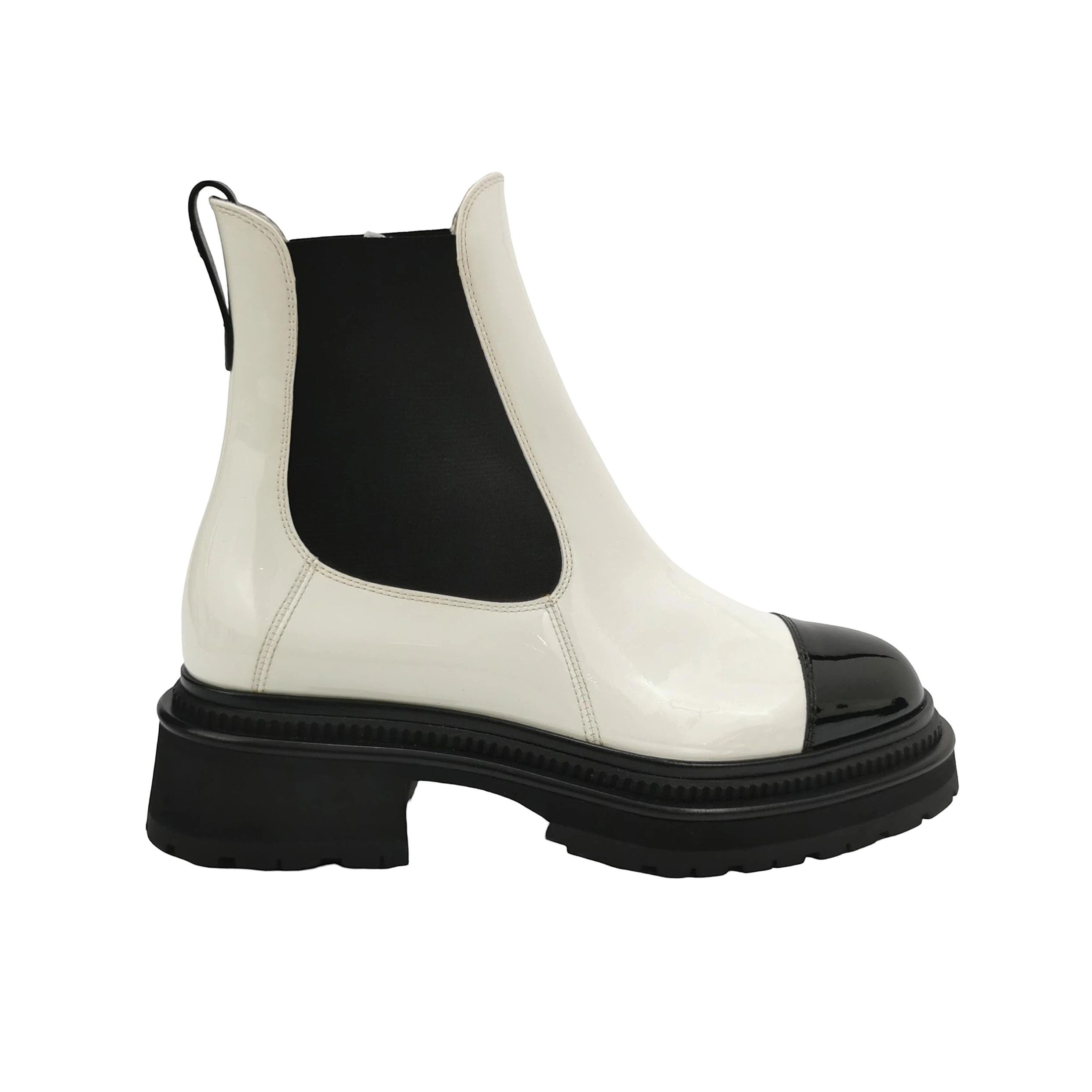 Chanel Chanel Women 7 Boots Size US 7 / IT 37 - 1 Thumbnail