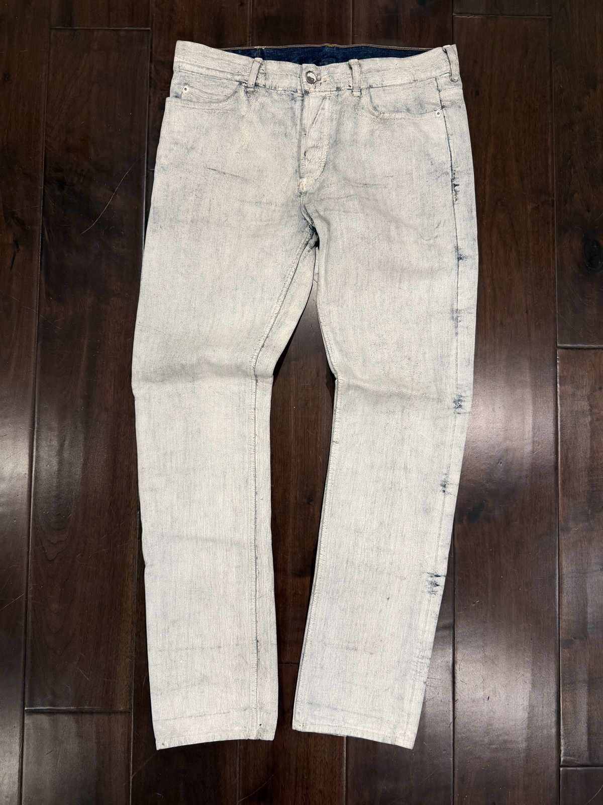 H&M × Maison Margiela Maison Margiela H&M White Painted Paint Denim Jeans 31 Size US 31 - 1 Thumbnail