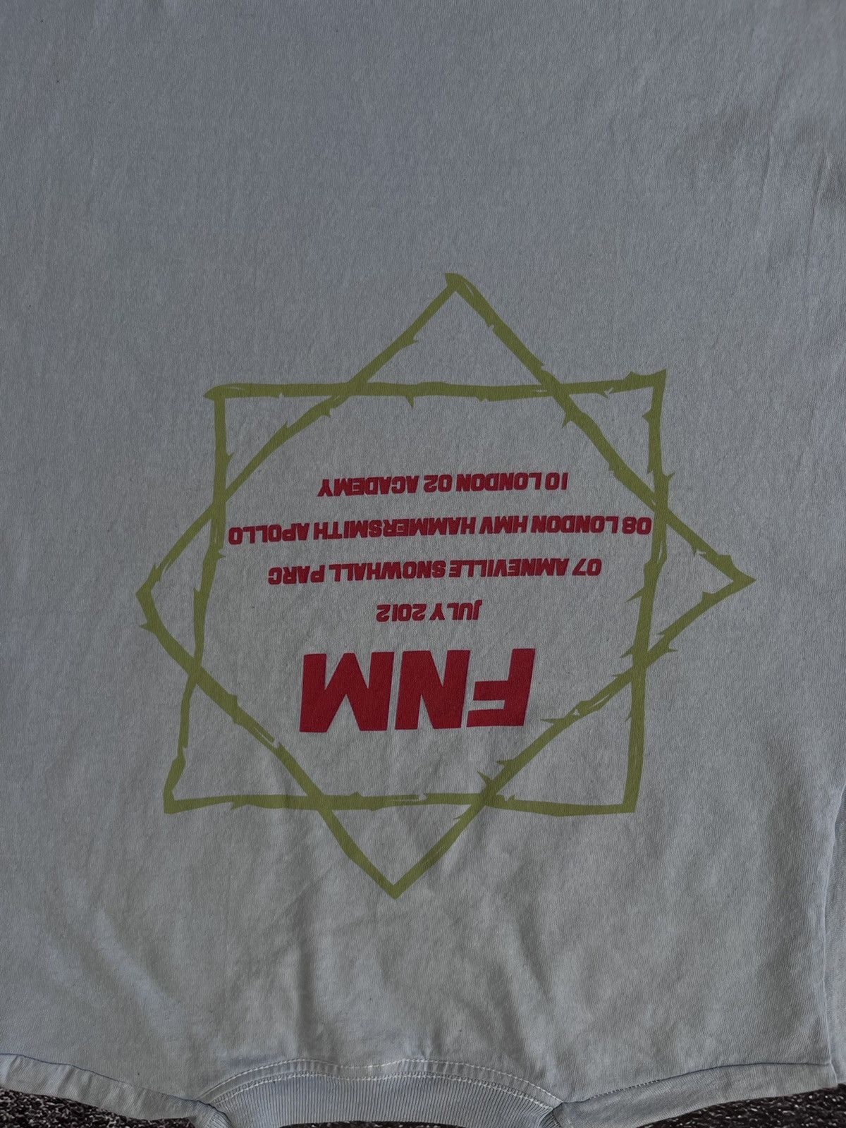 Band Tees Vintage T Shirt Faith No More Roses Tour 2012 Size US M / EU 48-50 / 2 - 4 Thumbnail
