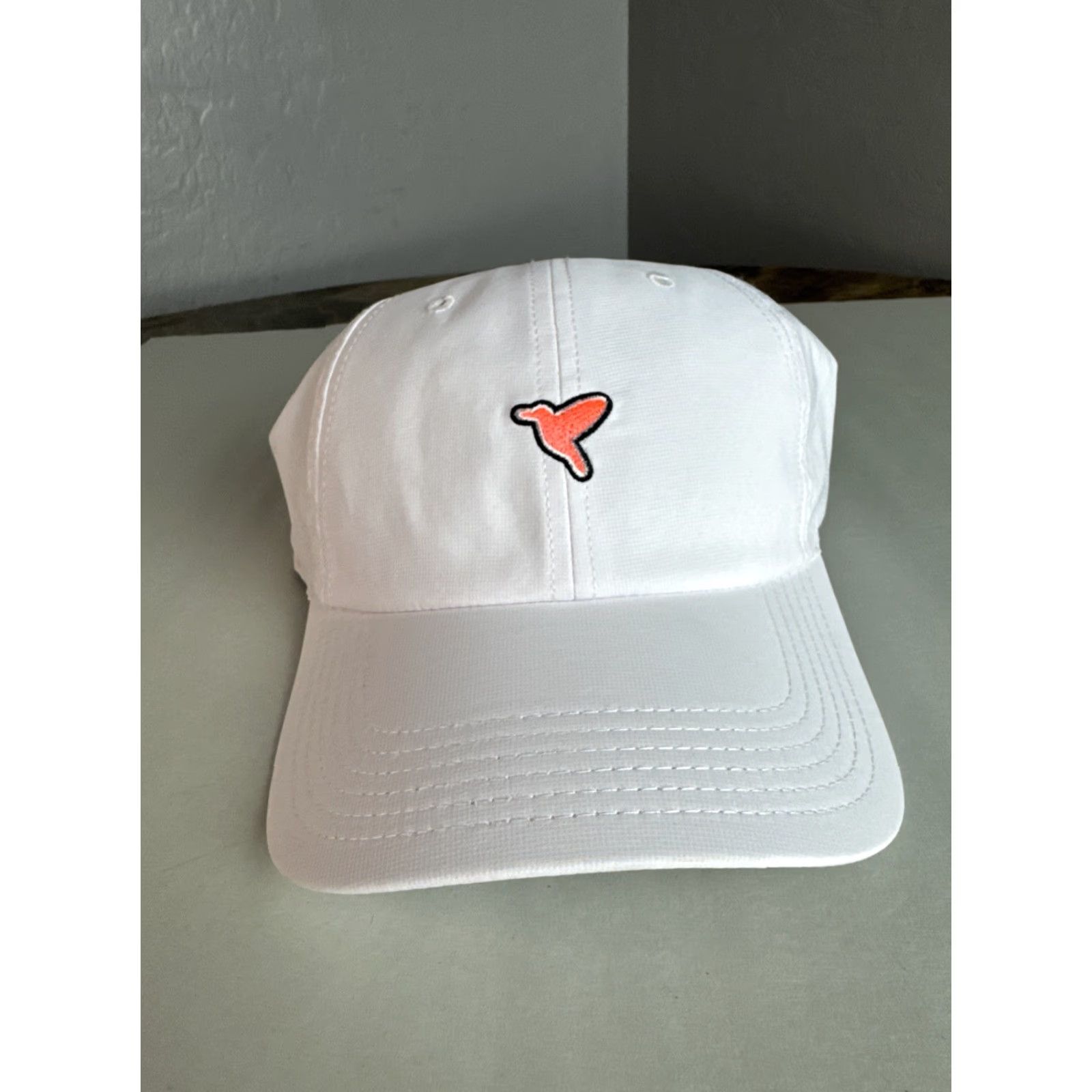 Big Dogs Bird Dogs Strapback Golf Hat Cap White Adjustable Men’s Birddogs EUC Hat Men One Size White Golf Bird Dogs Strapback Adjustable Cap Size ONE SIZE - 2 Thumbnail