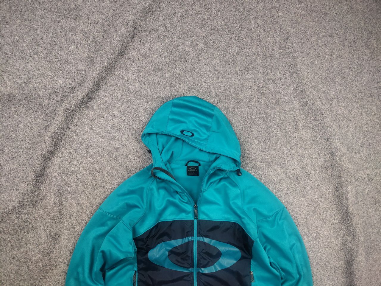 Oakley × Vintage Oakley y2k zip up hoodie | Grailed