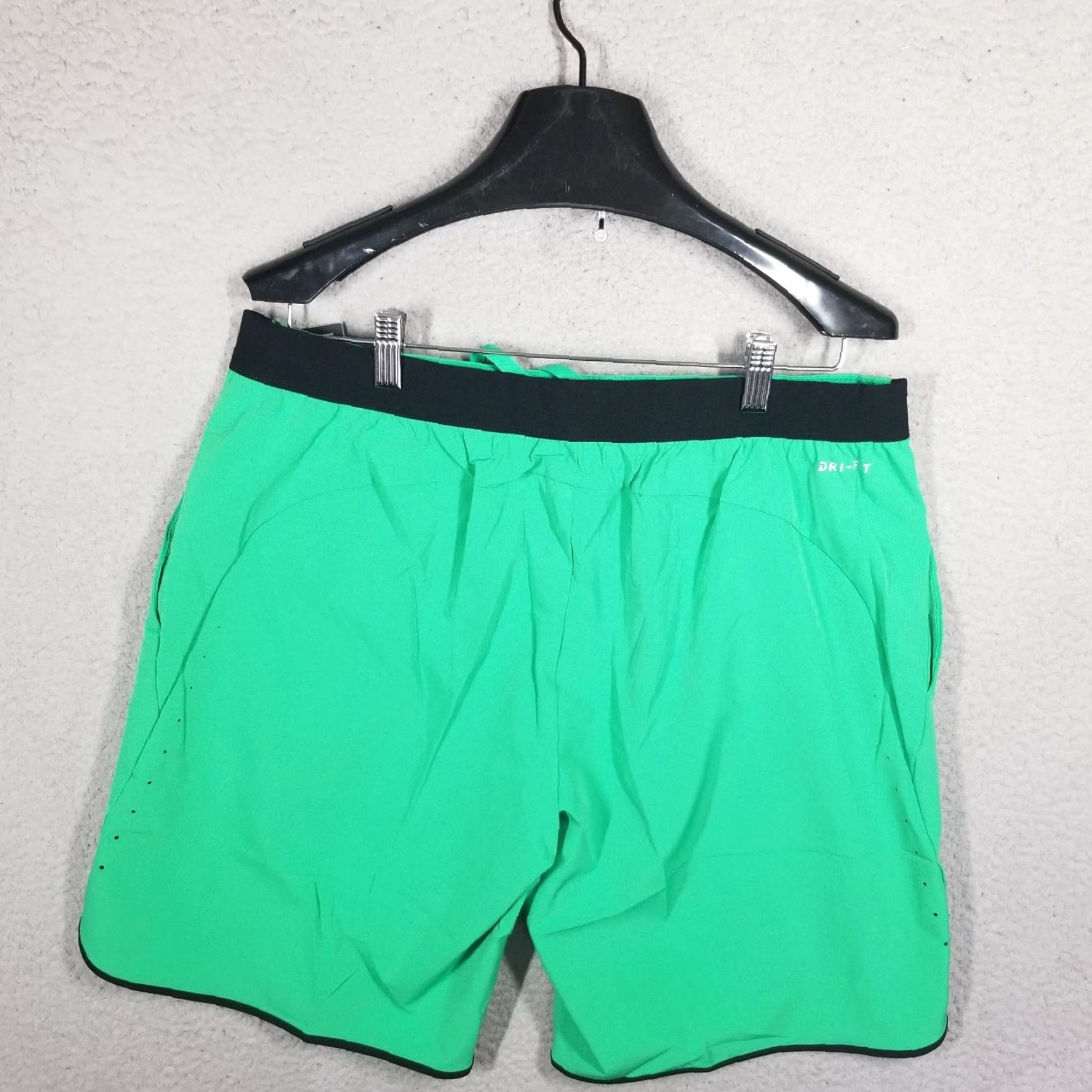 Nike Nike Shorts Mens Large 9” Ghost Green Gladiator Premiere 728980 Size US 33 - 2 Thumbnail
