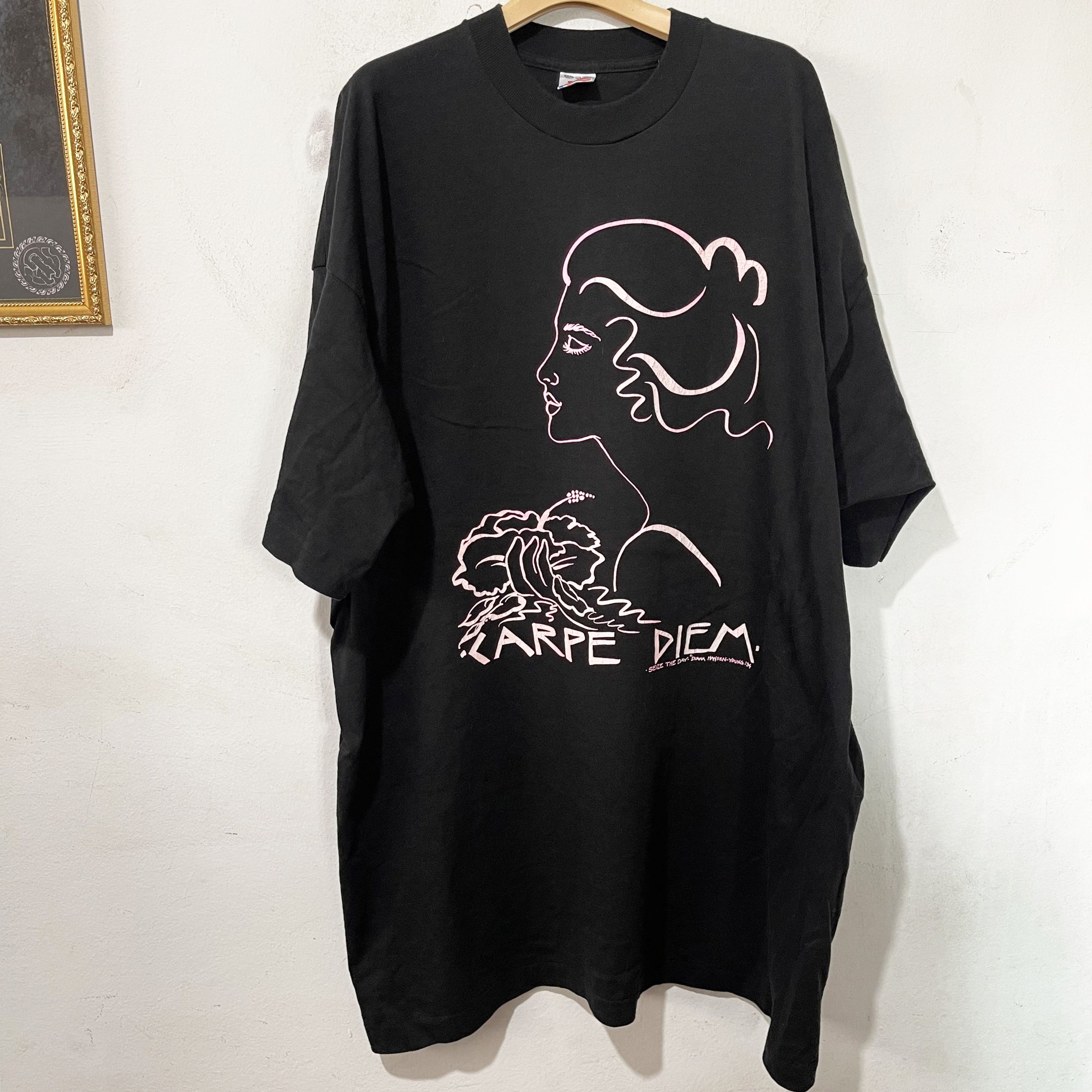 Vintage Vintage 90s Carpe Diem Line Art Girl T-Shirt Size US XXL / EU 58 / 5 - 1 Thumbnail