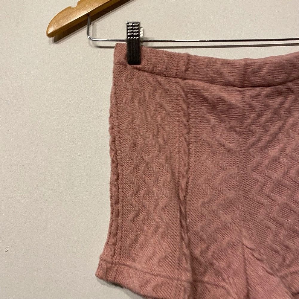 Anthropologie Anthropologie Light Pink Cable Knit High Rise Coquette Mini Size 26" / US 2 / IT 38 - 2 Thumbnail