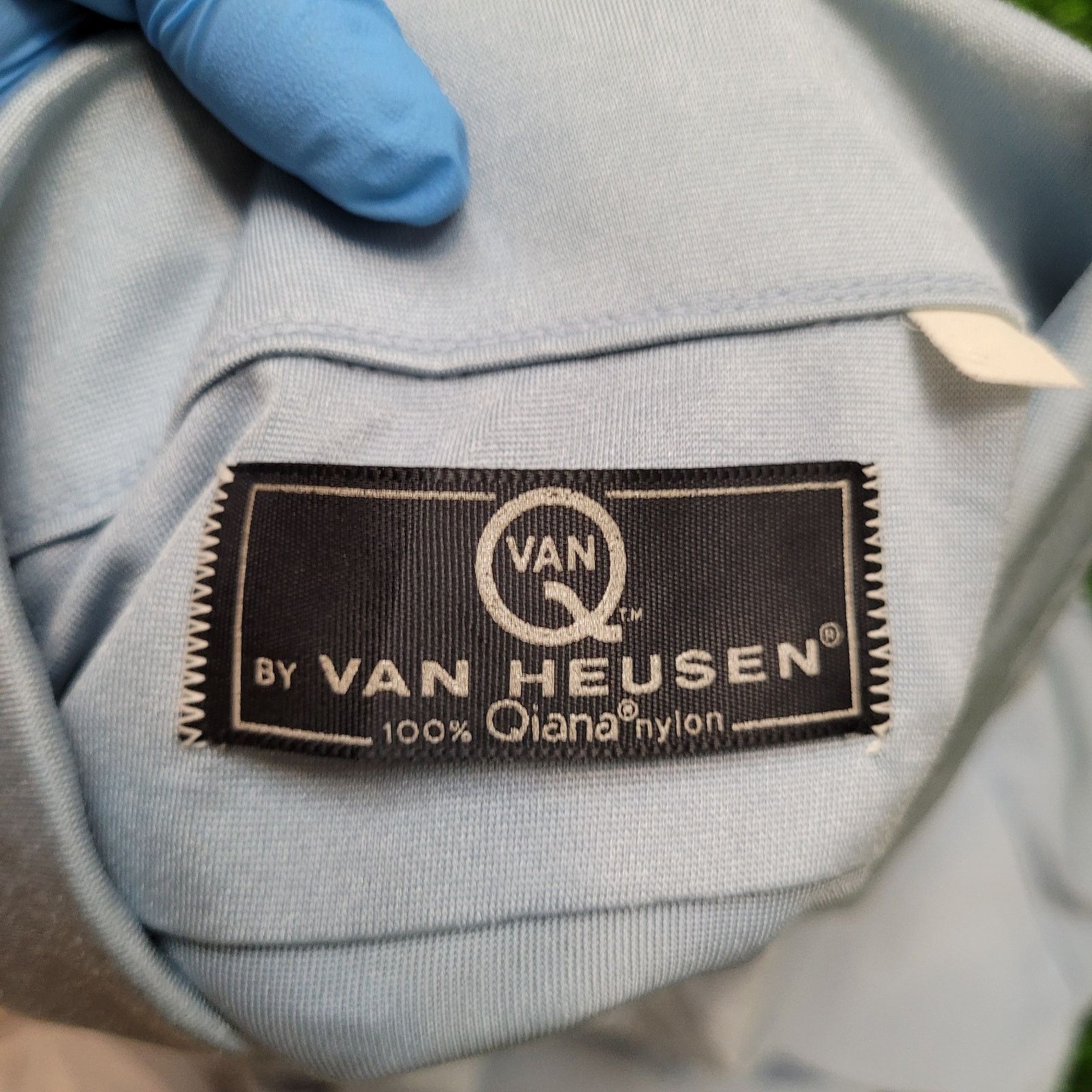 Van Heusen VTG 70s Van-Heusen Dagger Collar Nylon Button Shirt M Qiana Size US M / EU 48-50 / 2 - 12 Thumbnail