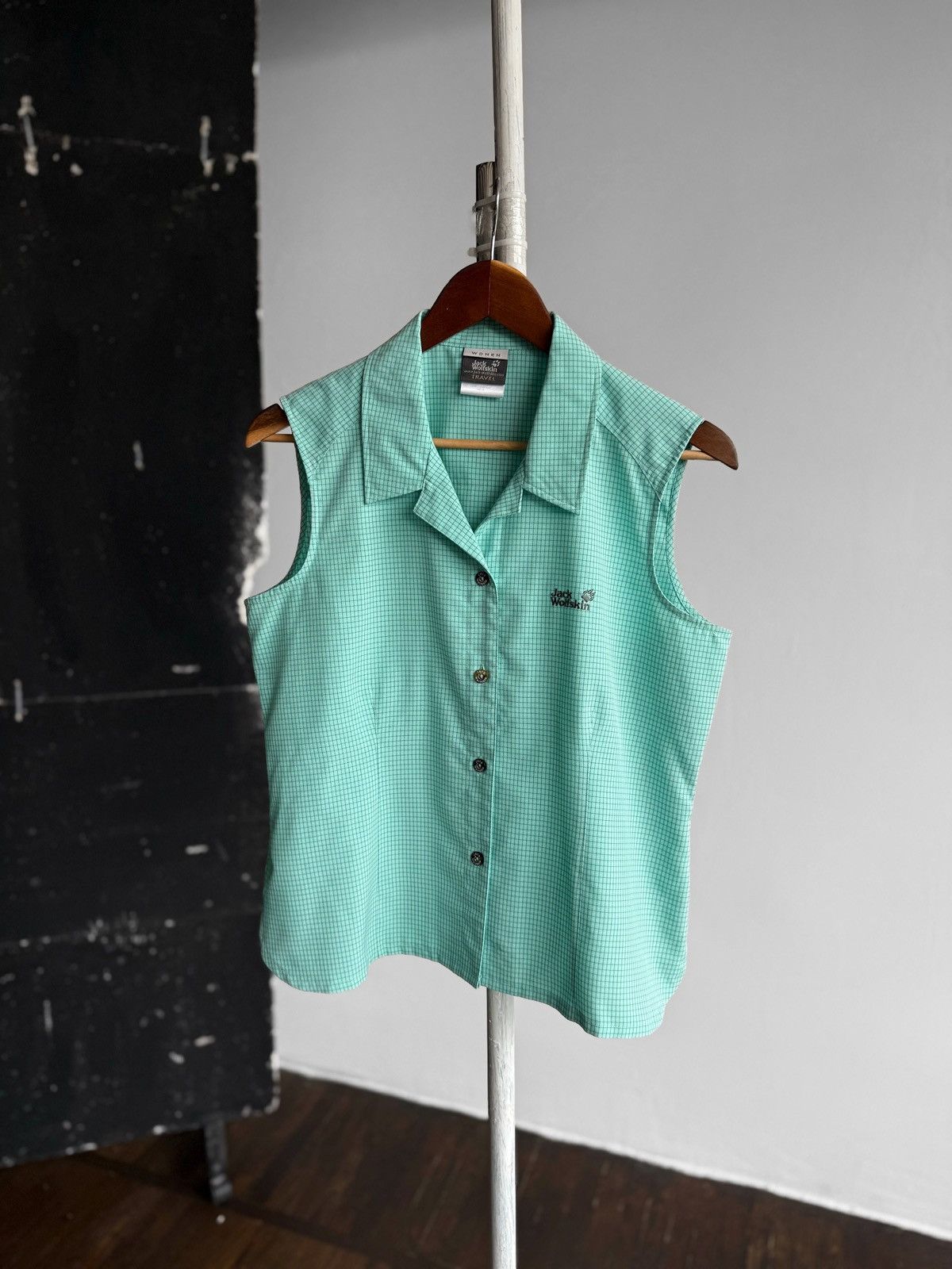 Jack Wolfskin Jack Wolfskin Womens Aqua Sleeveless Button Vest Top Blouse Size L / US 10 / IT 46 - 1 Thumbnail