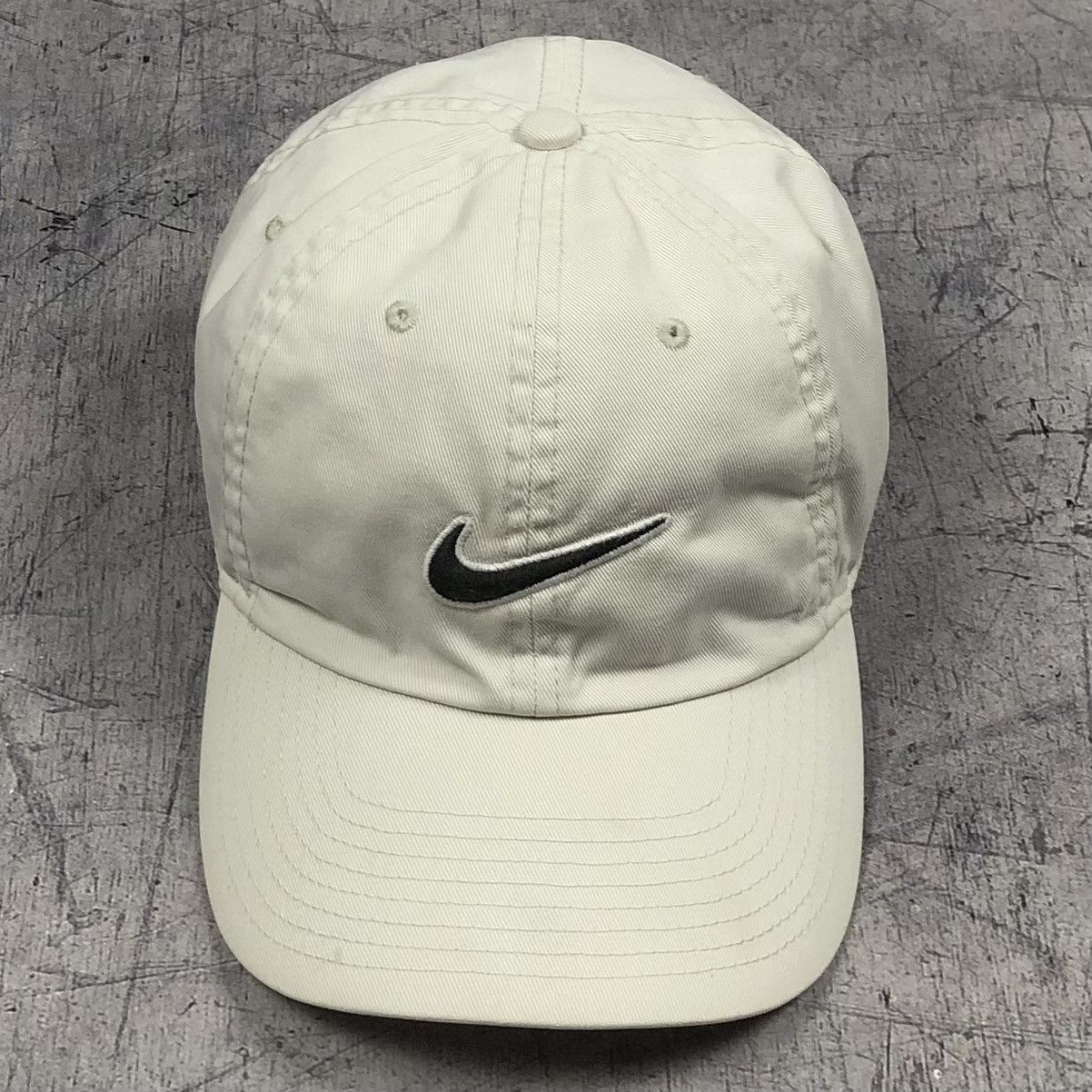 Nike Vintage Nike Beige Cap Size ONE SIZE - 2 Thumbnail