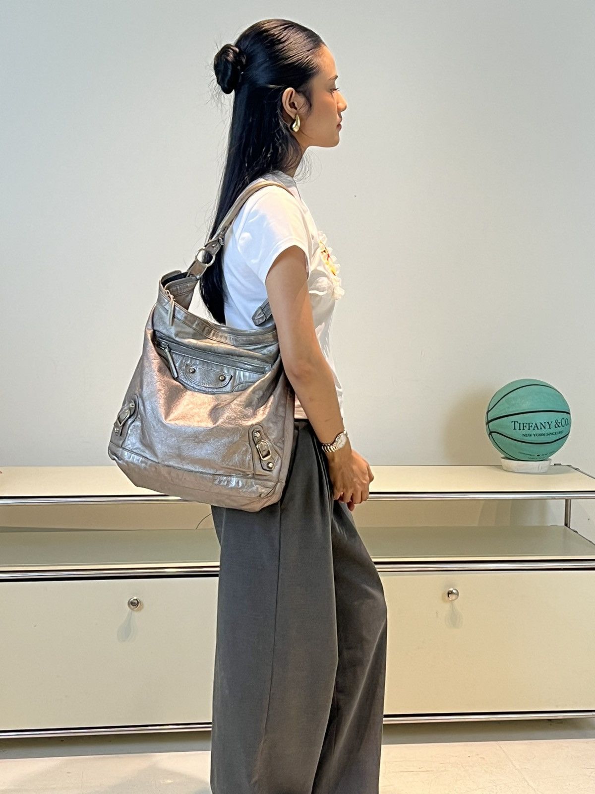 Balenciaga Balenciaga Day hobo silver Size ONE SIZE - 2 Thumbnail