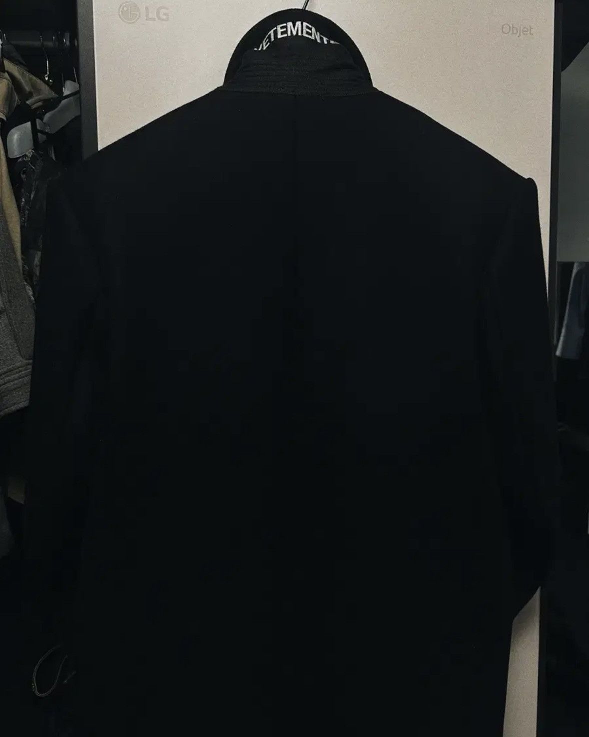 Vetements *archived* Vetements Neck Logo Wool Coat Size US XS / EU 42 / 0 - 8 Thumbnail
