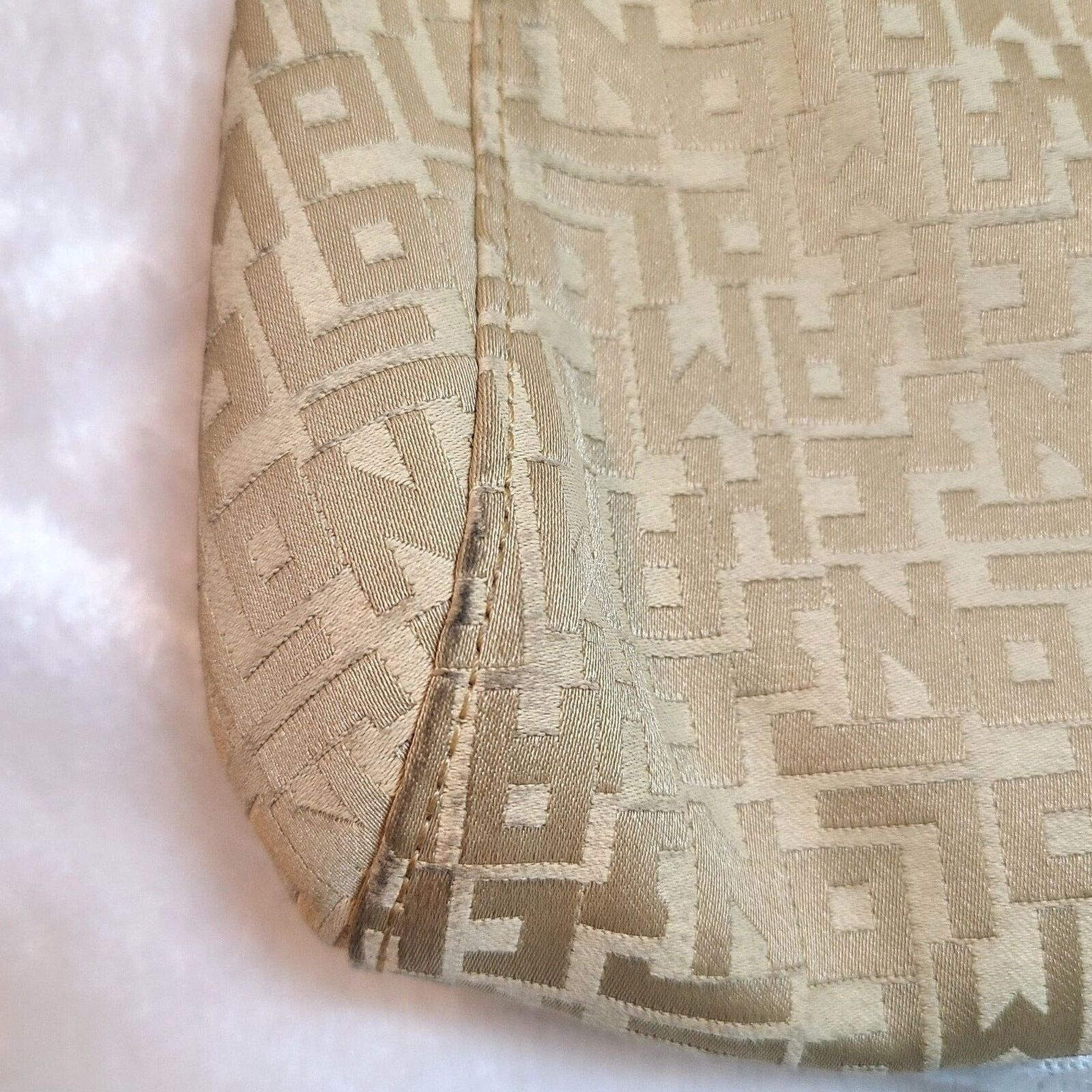 Longchamp Longchamp Signature Tan Jacquard & Leather Shoulder Bag VGUC Size ONE SIZE - 5 Thumbnail