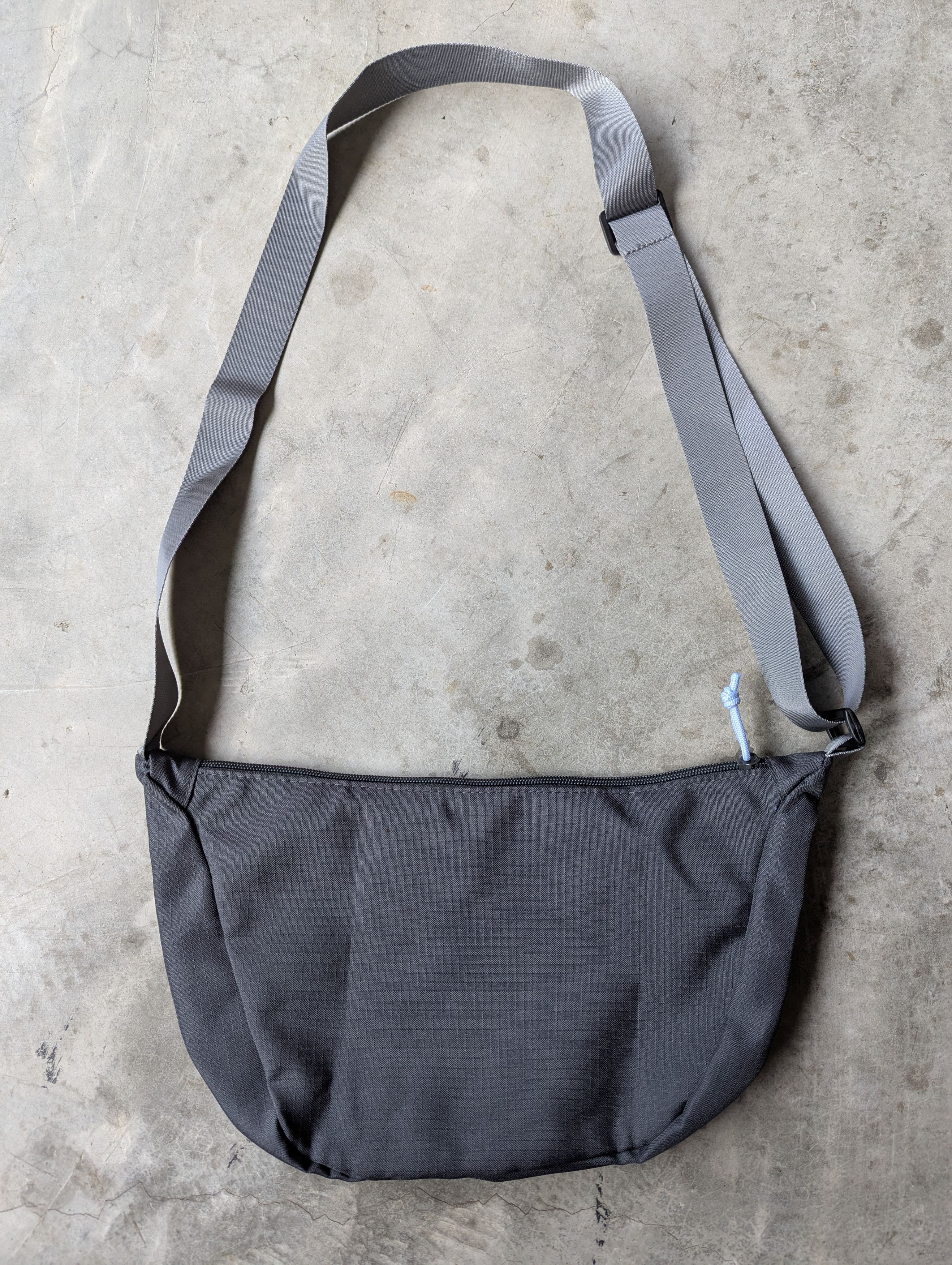Japanese Brand Emmi X SHAKA Sling Bag Size ONE SIZE - 3 Thumbnail