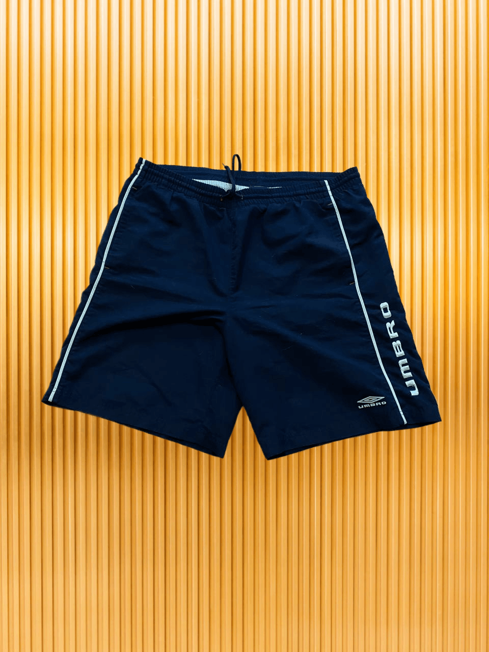 Umbro Y2K Vintage Umbro shorts big logo Size US 34 / EU 50 - 1 Thumbnail