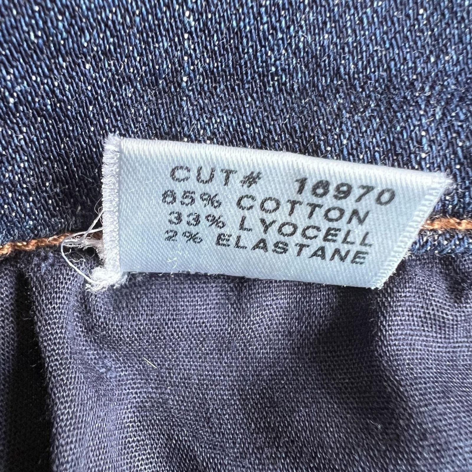 J Brand J Brand Blue Medium Wash Mid-Rise Skinny Leg Jean, US24 Size 24" / US 00 / IT 34 - 13 Thumbnail