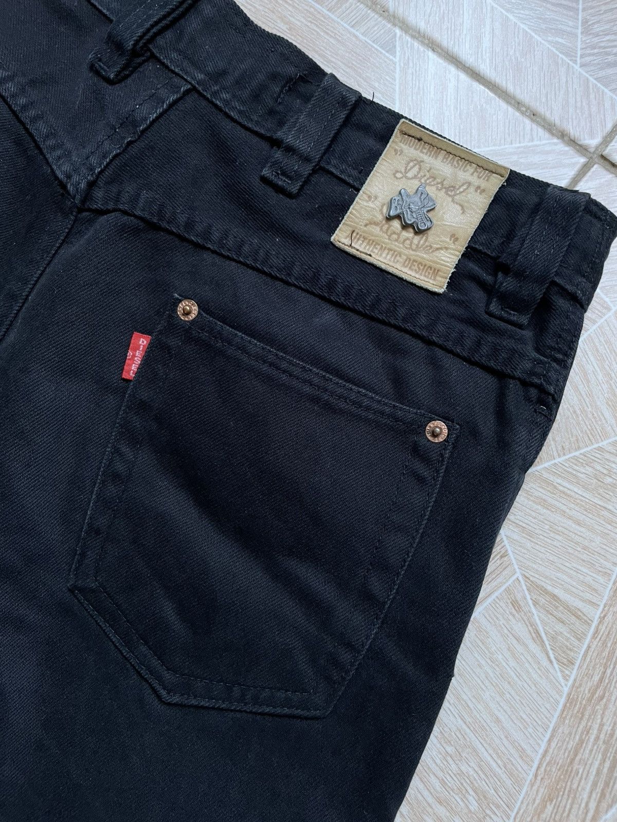 Diesel Y2K Archive Vintage Diesel Saddle Trade Mark 32 Black Denim Size US 32 / EU 48 - 3 Thumbnail