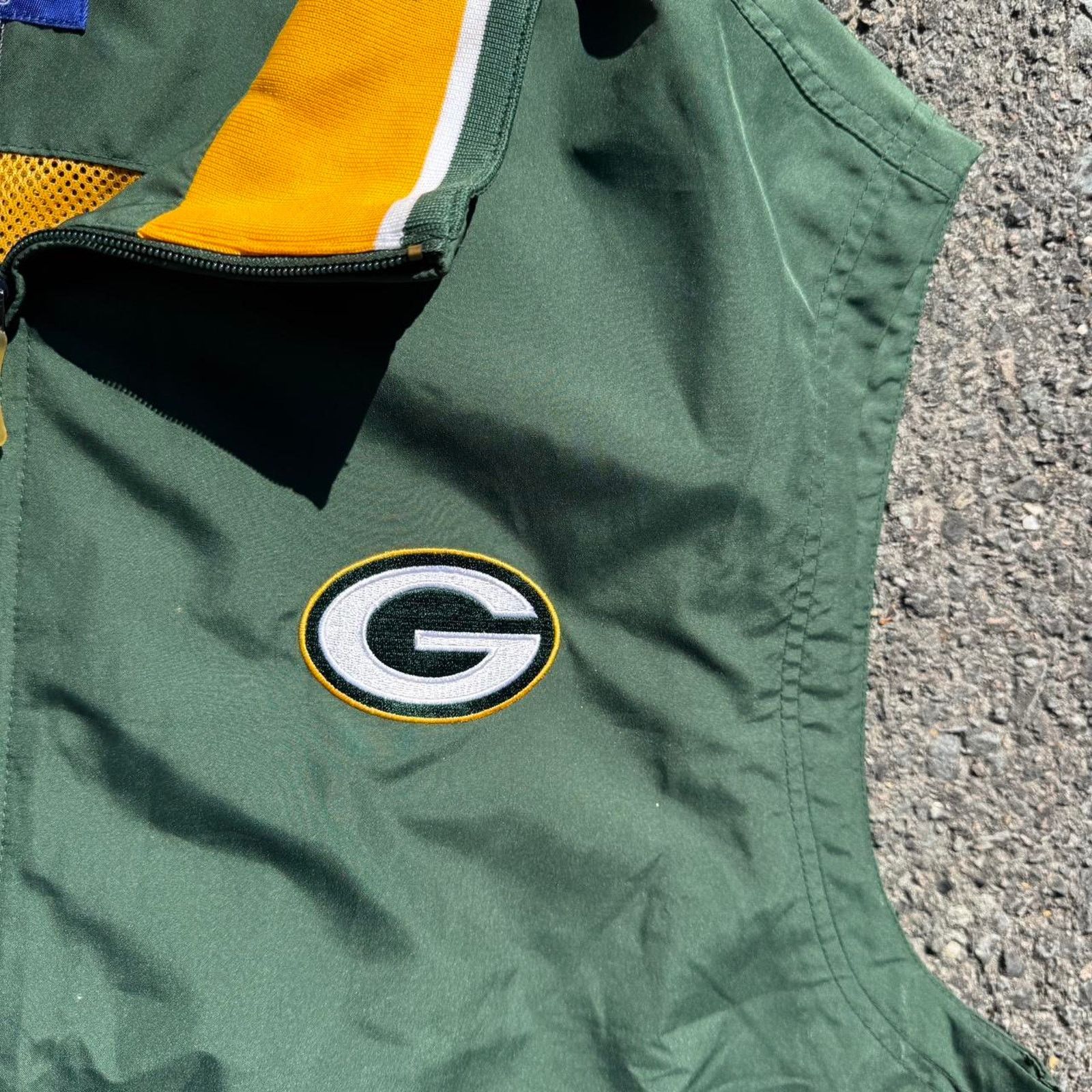 Reebok Vintage 90s Reebok Green Bay Packers Nylon Vest – Size XL Size US XL / EU 56 / 4 - 4 Thumbnail