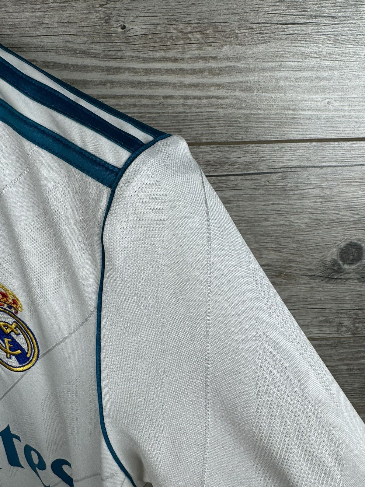 Adidas ADIDAS REAL MADRID SOCCER JERSEY ⚽️ Y2K DRILL STYLE SIZE XS Size US XS / EU 42 / 0 - 16 Thumbnail
