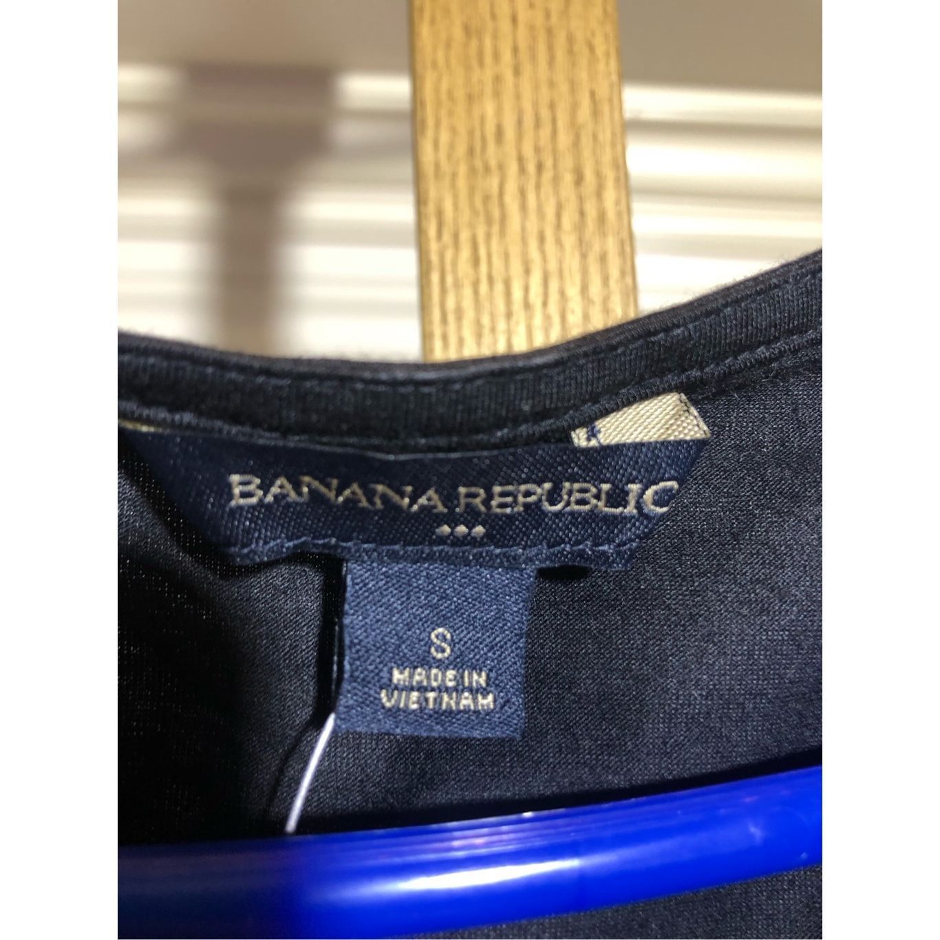 Banana Republic Banana Republic Women’s Black and Burgundy Camisoles Bundle Size S / US 4 / IT 40 - 5 Thumbnail