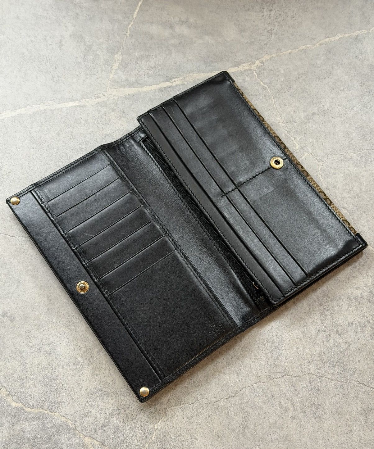 Gucci GUCCI Tom Ford FW2003 Studded Monogram Flap Wallet Vintage Size ONE SIZE - 10 Thumbnail
