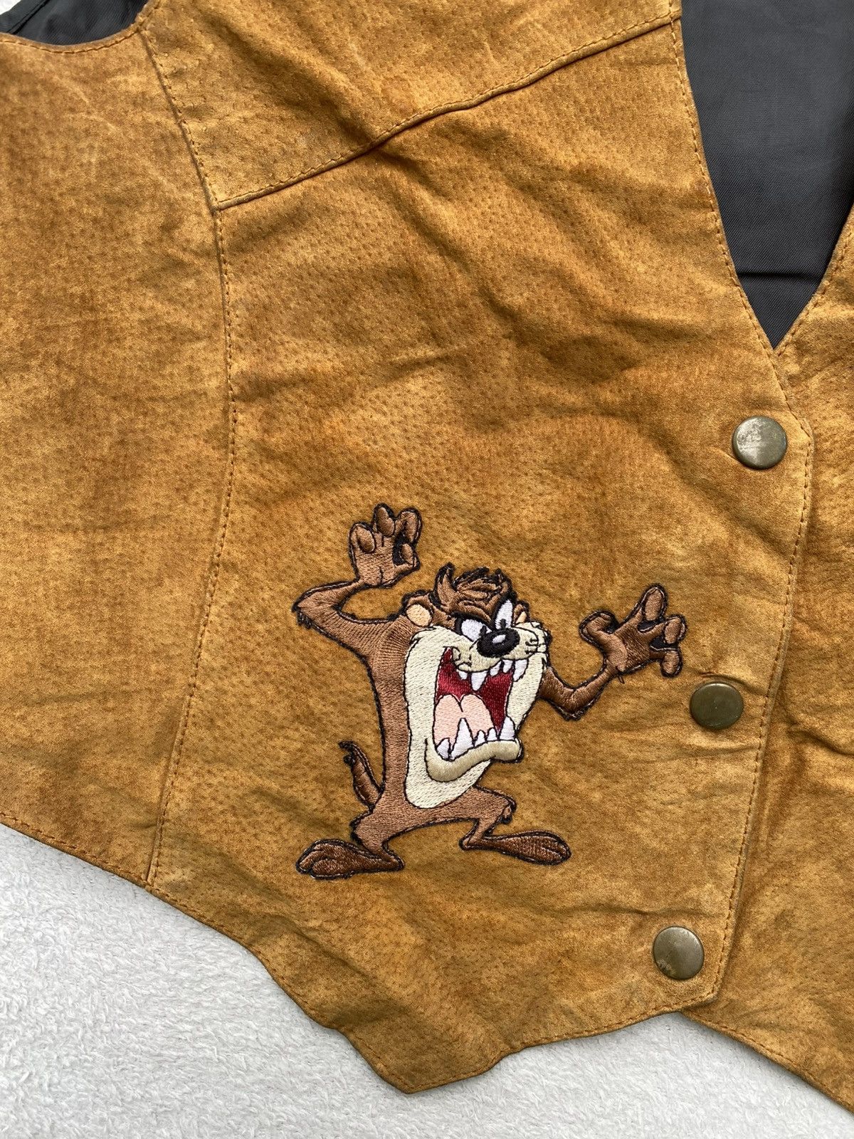 Vintage 1995 Looney Tune “Tazz” Leather Vest Size US S / EU 44-46 / 1 - 2 Thumbnail