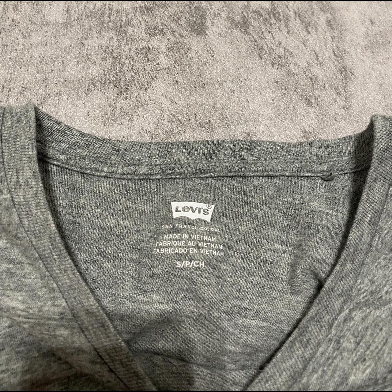 Levi's Grey Levi's graphic tee #casual vintage Y2K Size US S / EU 44-46 / 1 - 4 Thumbnail