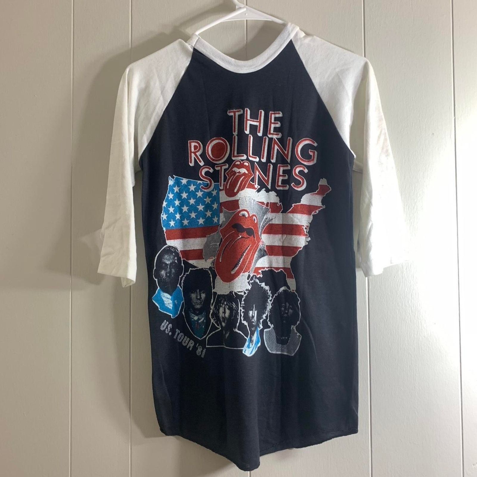 Vintage 1981 THE ROLLING STONES Tour raglan baseball tee shirt SMALL Size US S / EU 44-46 / 1 - 6 Thumbnail