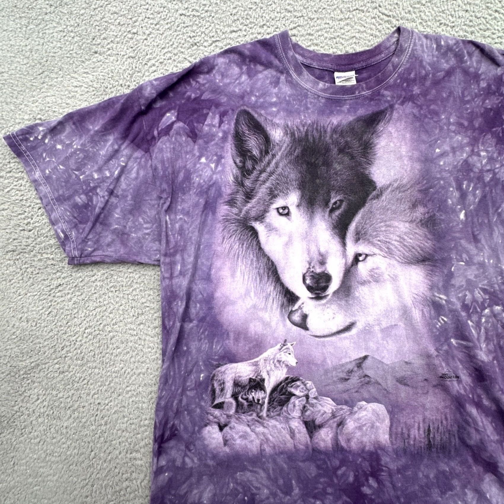Gildan Gildan T-Shirt Mens 2XL Purple Tie Dye Wolf Face Graphic Print Crew Neck Short Sleeve All Seasons 100% Cotton Regular Fit Animals Nature Outdoor Mens Size US XXL / EU 58 / 5 - 4 Thumbnail