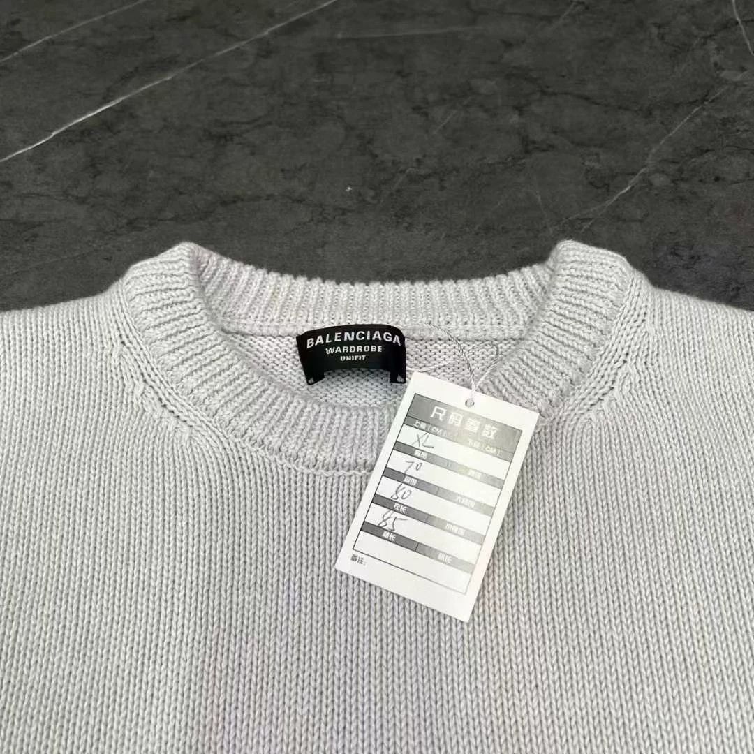 Balenciaga balenciaga lock buckle sweater in white Size US XL / EU 56 / 4 - 3 Thumbnail