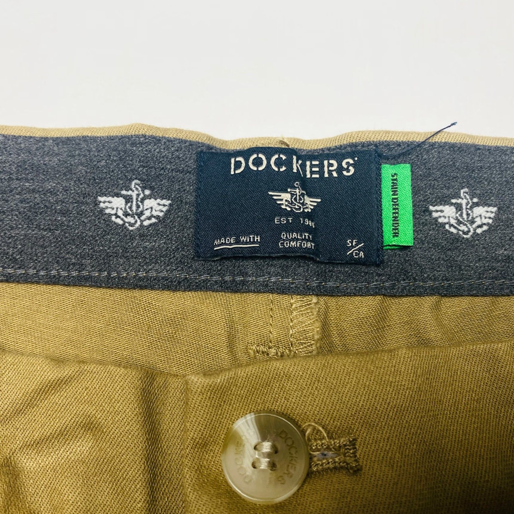 Dockers DOCKERS Signature Pants Men’s 44x30 Khaki Straight Fit No Iron Flex Comfort Wrinkle Resistant Easy Care Pockets Cotton Spandex City Preppy 90s Mens Size US 44 / EU 60 - 4 Thumbnail
