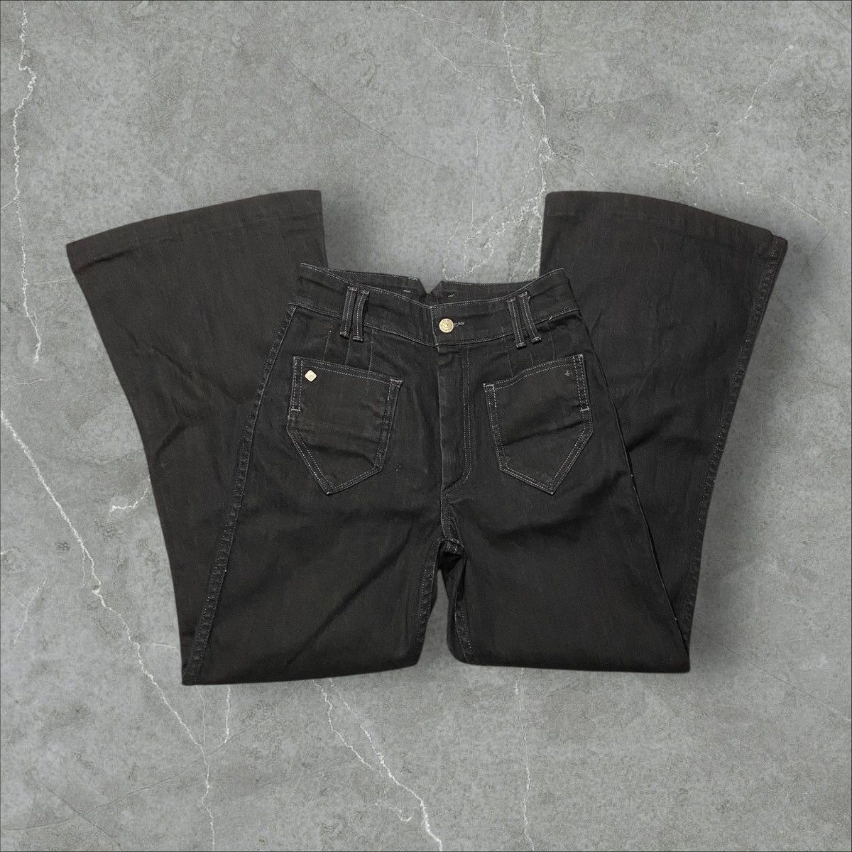 Levi's Vintage Ultra-Flared Levis Jeans archive swag bootcut Size 25" / US 0 / IT 36 - 2 Thumbnail
