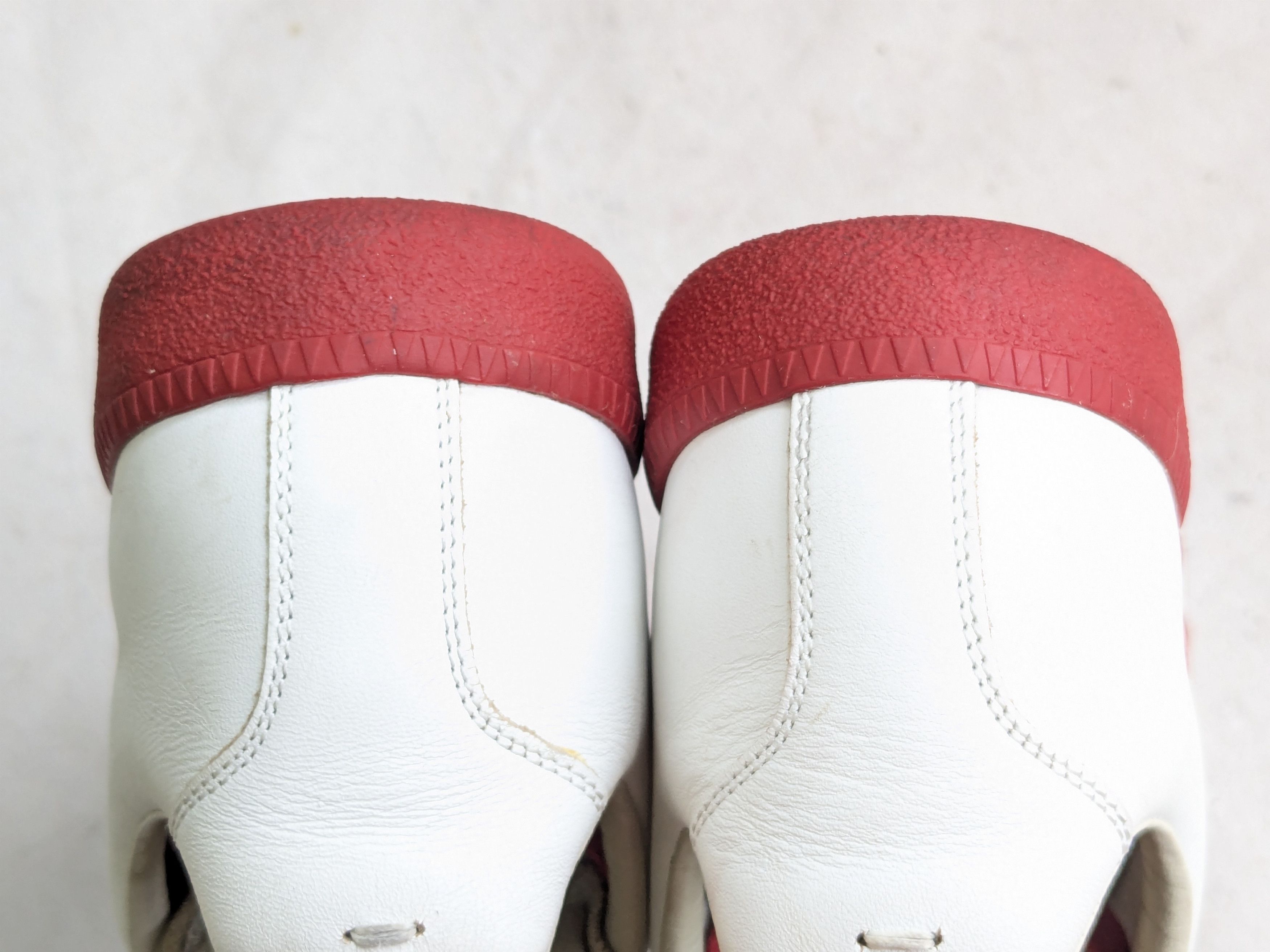 Maison Margiela Maison Margiela GAT Replica White Gray Red 8 41 Size US 8 / EU 41 - 15 Thumbnail
